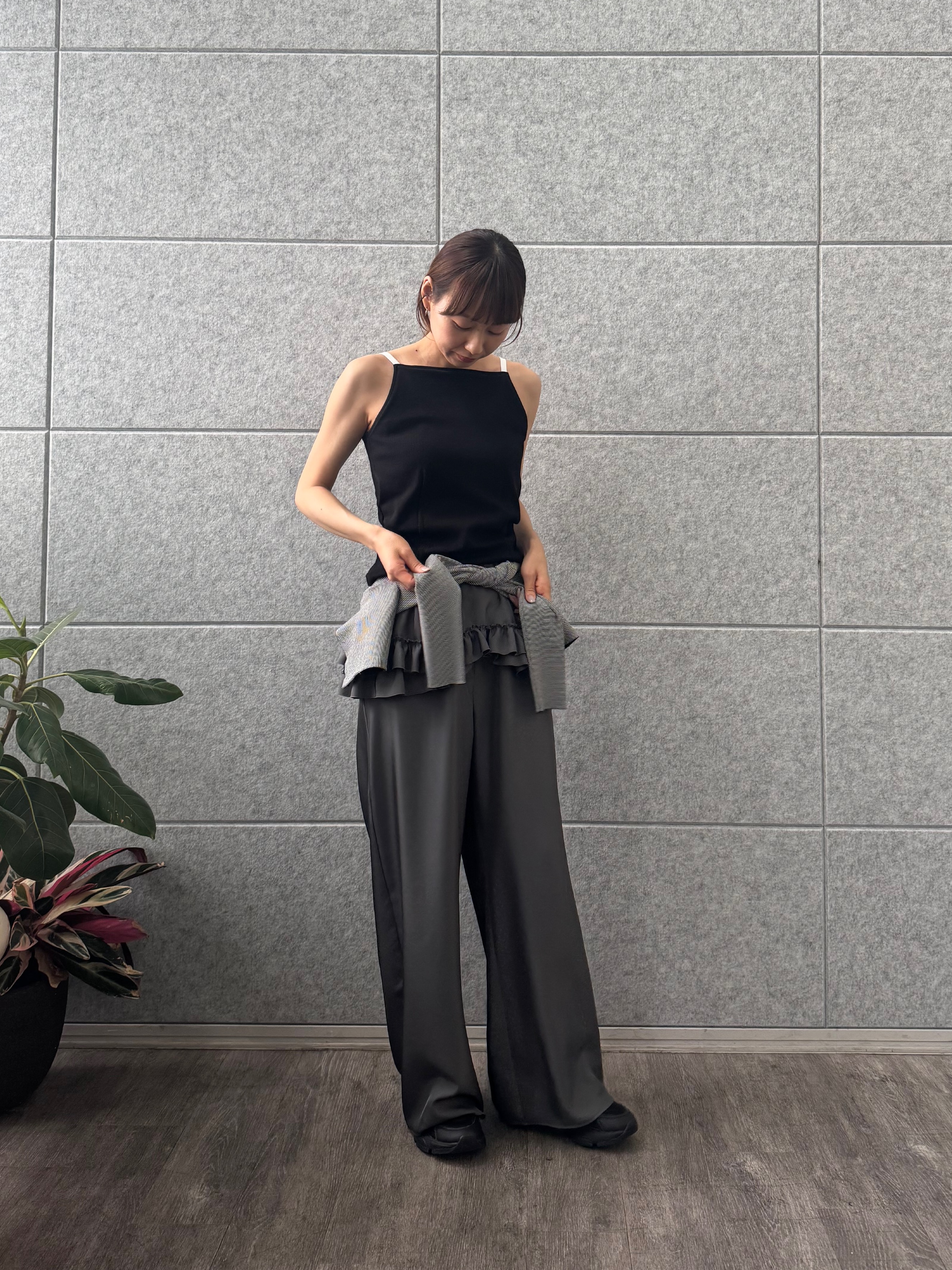 designer yukaさんの「CODE A｜edge line camisole」を使ったコーディネート