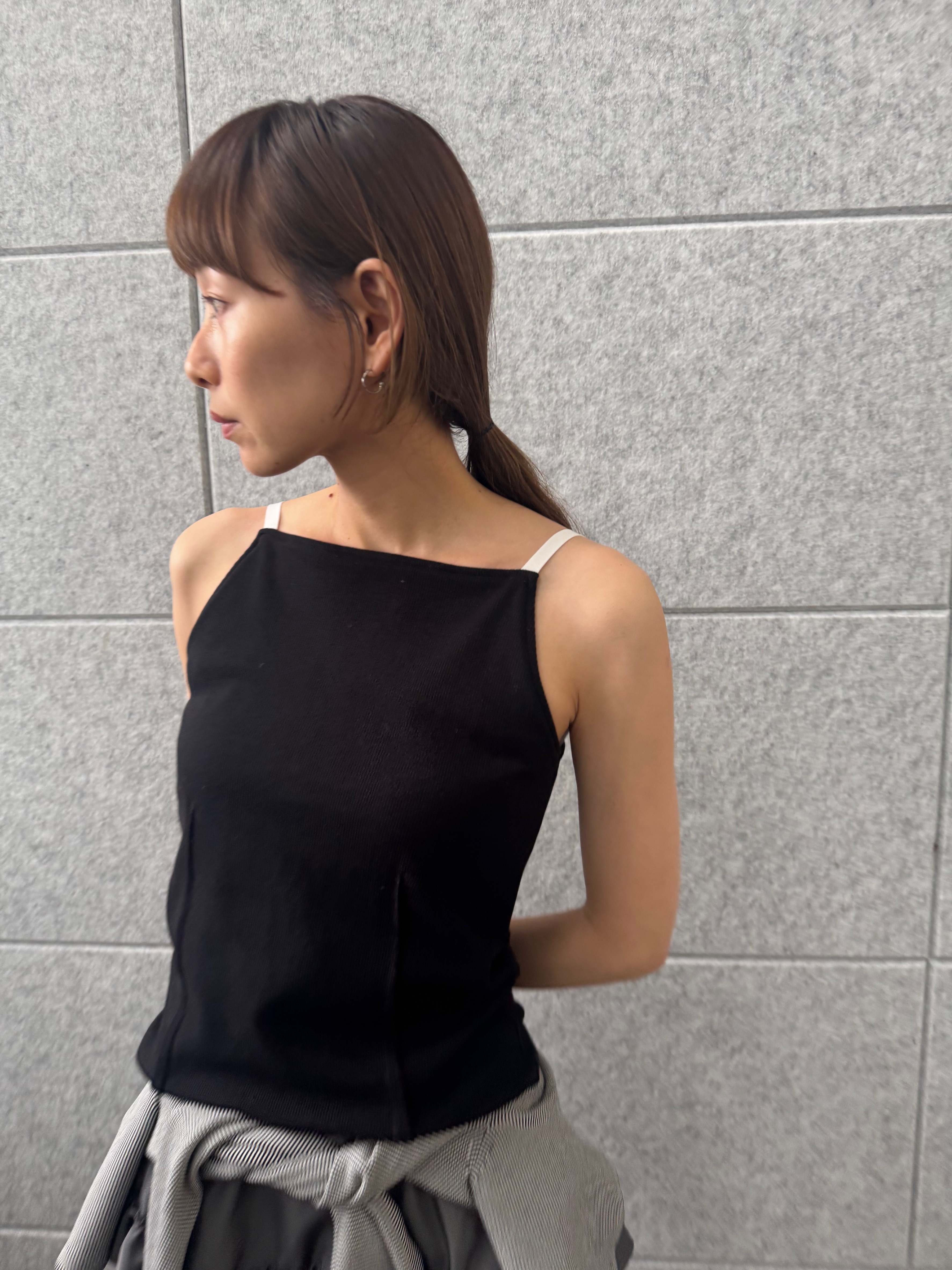 designer yukaさんの「CODE A｜edge line camisole」を使ったコーディネート
