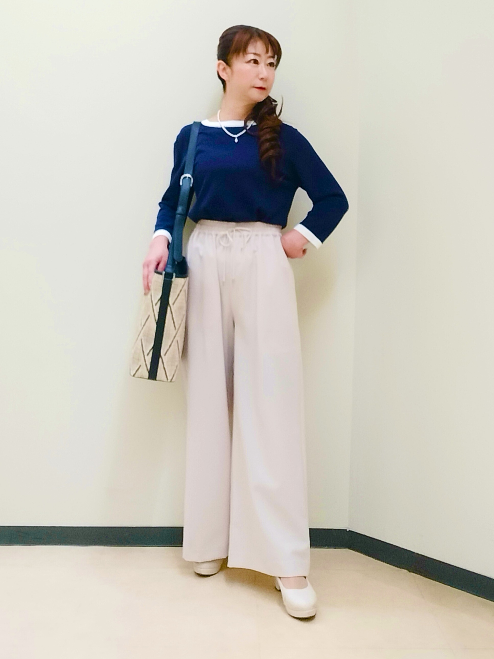 花さんの「Reflect｜【単品使い◎】ペプラムベスト＋リラクシーパンツセット」を使ったコーディネート