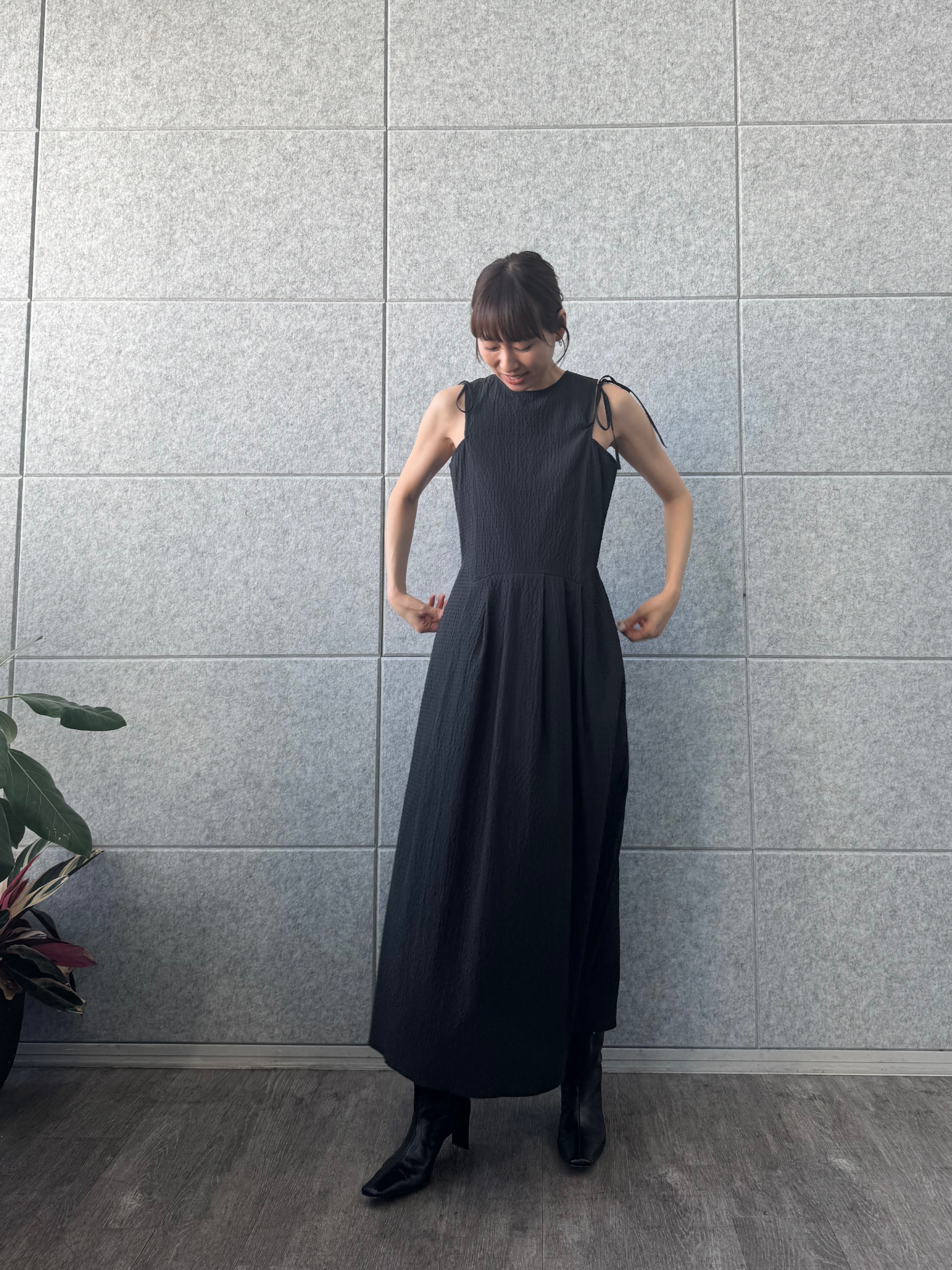 designer yukaさんの「CODE A｜shoulder ribbon dress」を使ったコーディネート