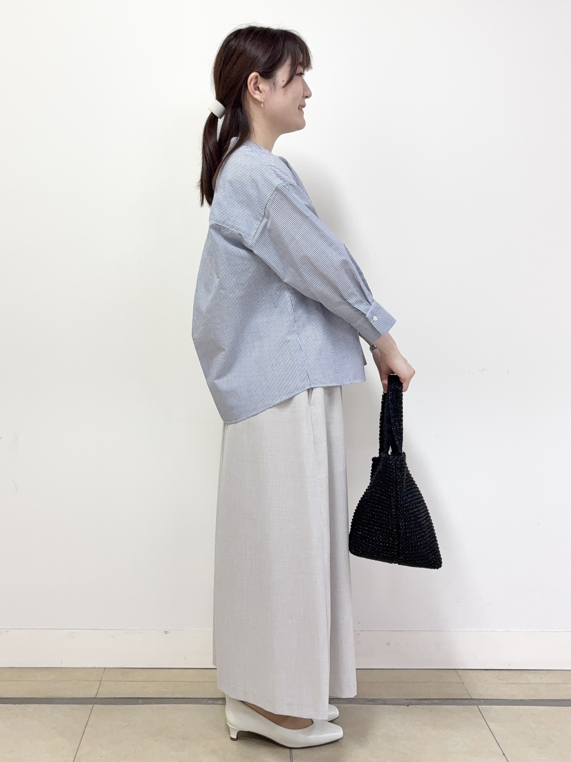 mikiさんの「Reflect｜【接触冷感】八分袖フロントフリルブラウス」を使ったコーディネート