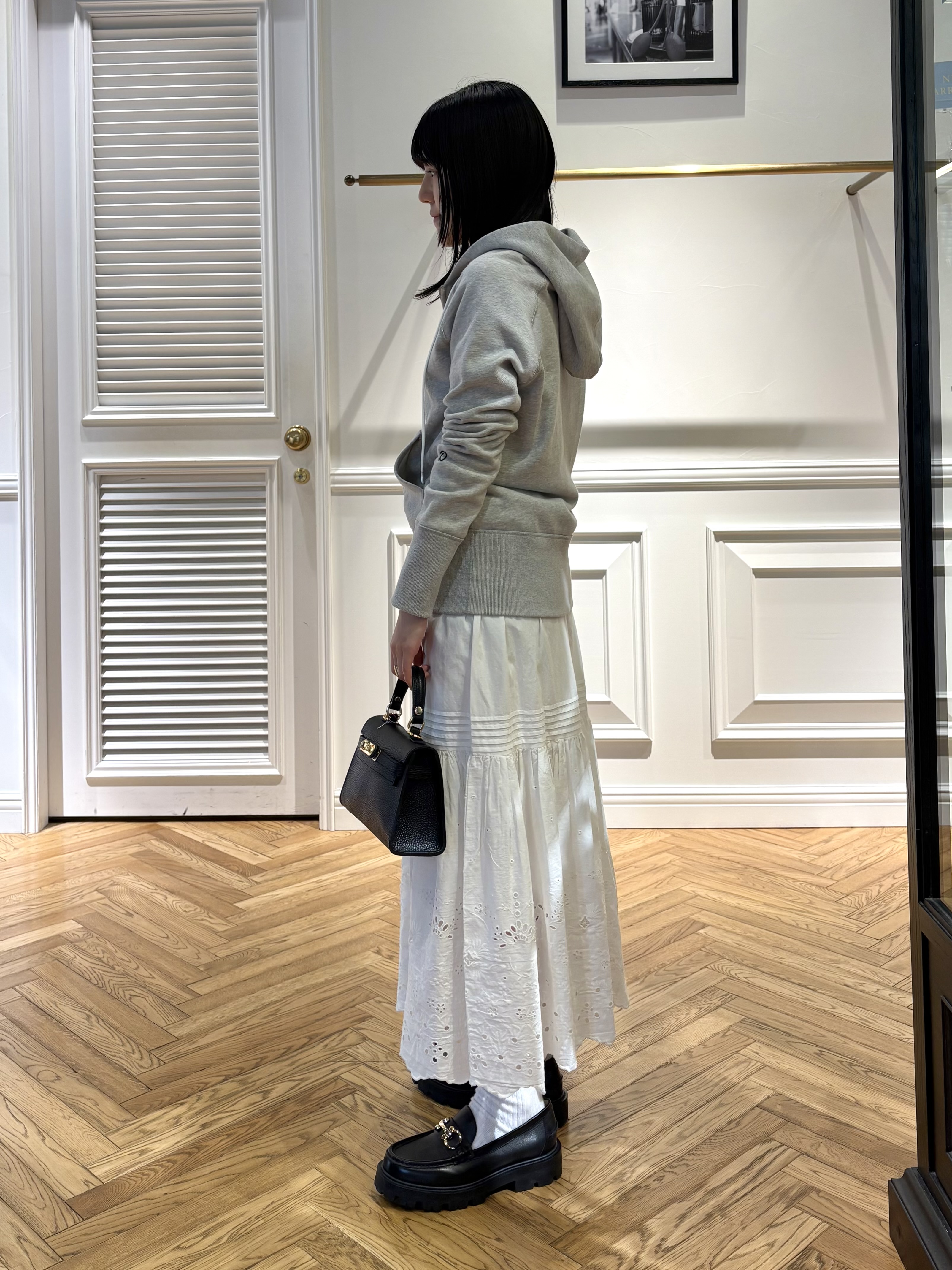 cocoさんの「DRESSTERIOR｜【春夏/寒暖差対応/ウォッシャブル】ライト裏毛フーディー」を使ったコーディネート