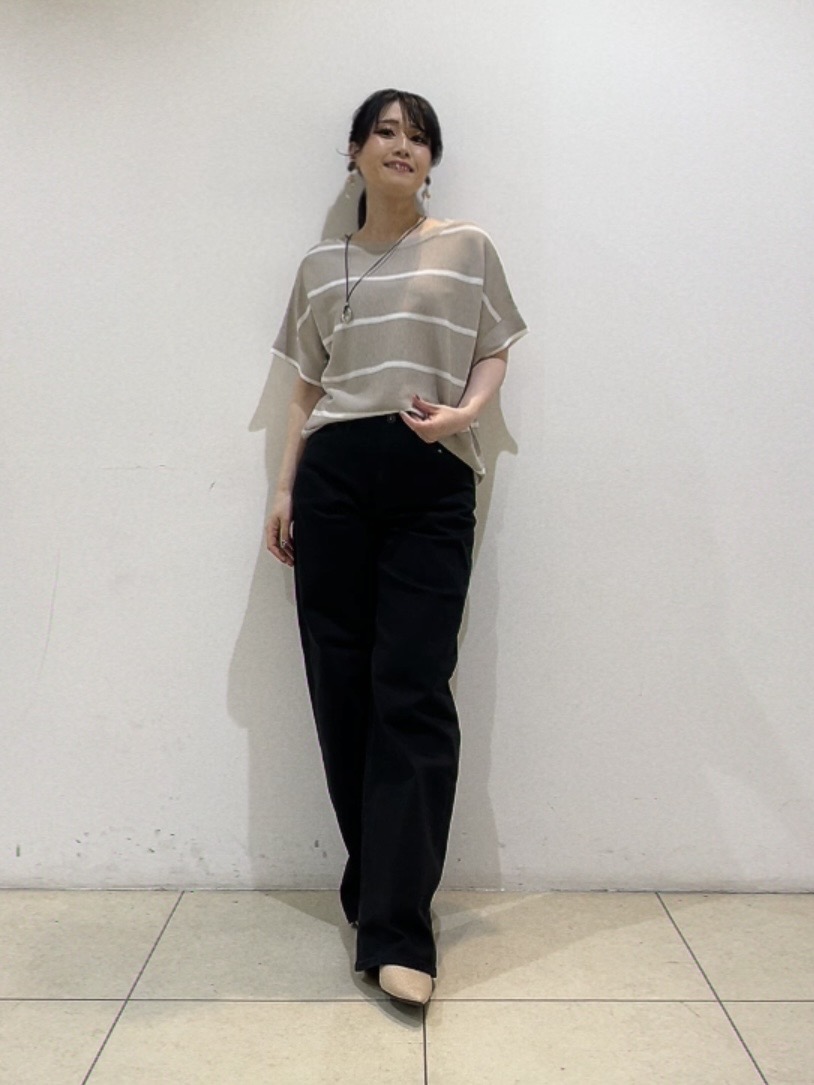 watanabeさんの「UNTITLED｜【11色展開/体型カバー】前後2WAYフレンチスリーブニット」を使ったコーディネート