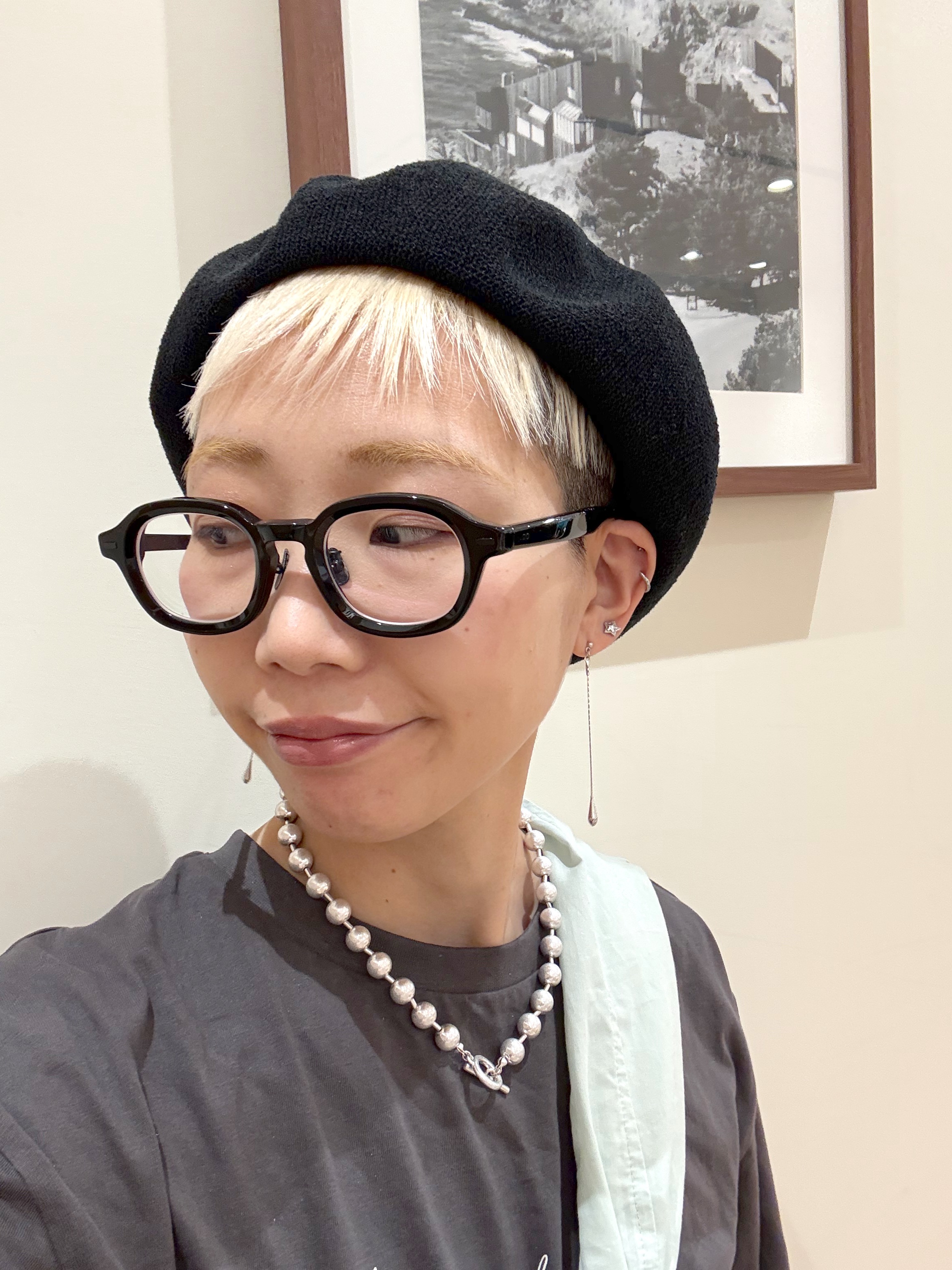 Ayumiさんの「SHOO･LA･RUE｜【選べる色・柄/S-LL】通年使える レギュラーカラーシャツ」を使ったコーディネート