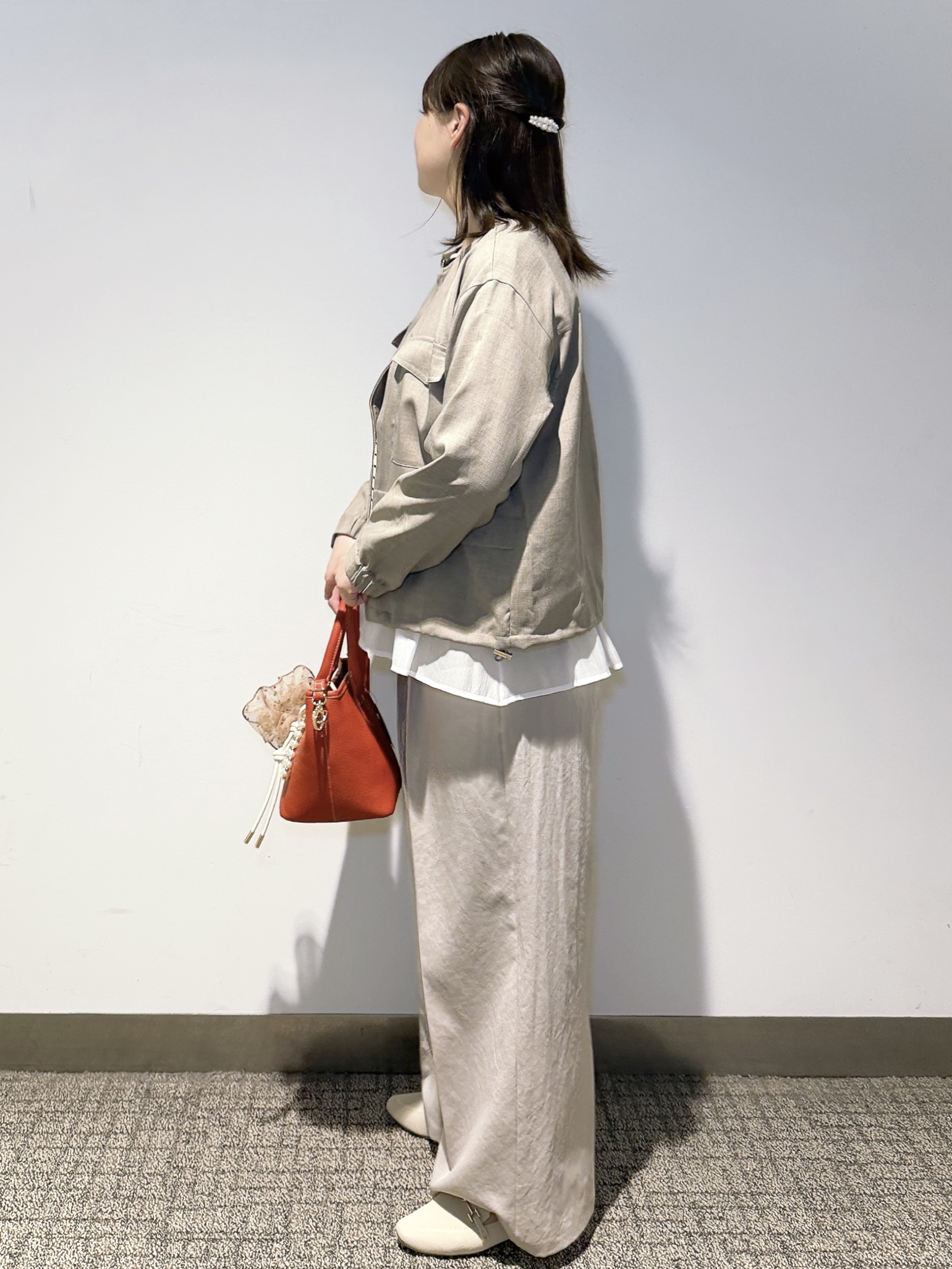 みーさんの「grove｜【貴島明日香さん着用・洗える】麻調ノーカラーブルゾン」を使ったコーディネート