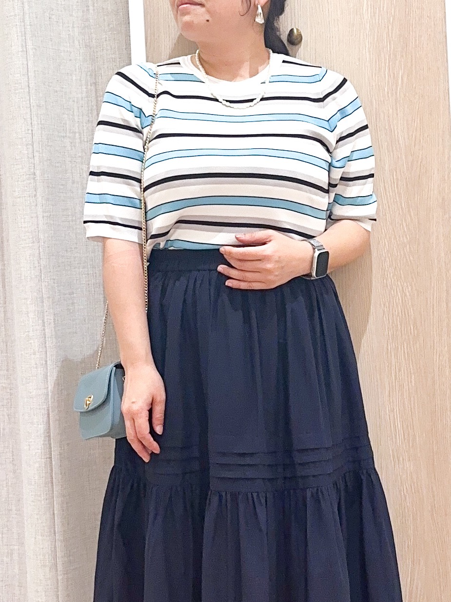 naoさんの「grove｜【シリーズ累計36万枚/UVカット・ひんやり・洗濯機OK】やわらかドライタッチ 五分袖クルーネックニ」を使ったコーディネート