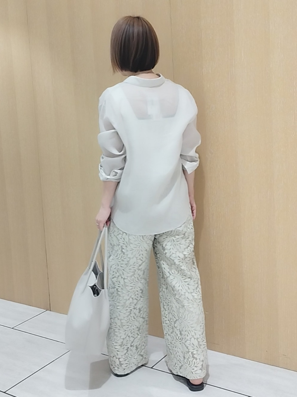 s u g iさんの「UNTITLED｜【古畑星夏さん着用/接触冷感】ドライタッチシャツ」を使ったコーディネート