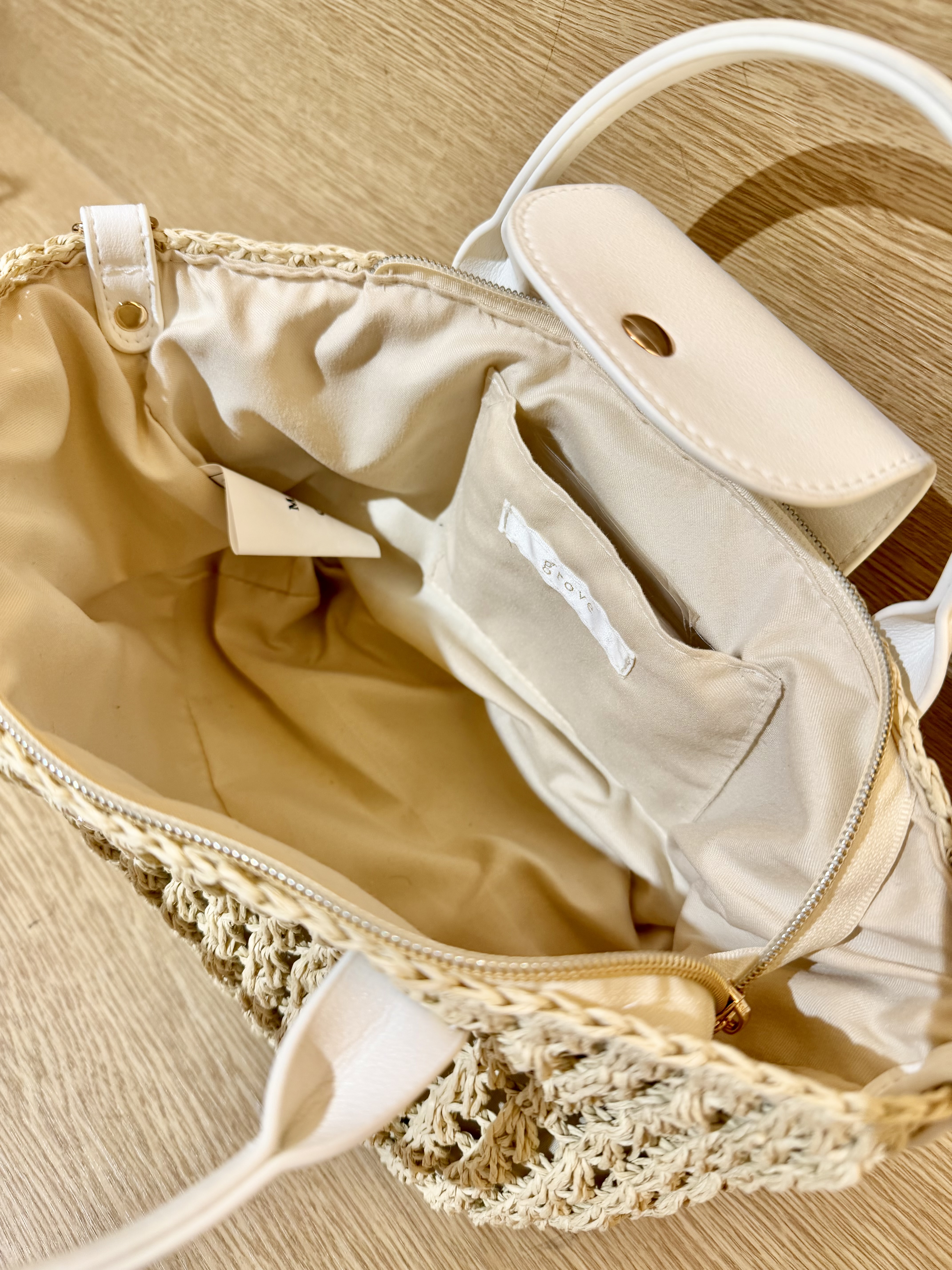 みーさんの「grove｜【貴島明日香さん着用／イージーケア／接触冷感】麻混クロップドシャツ」を使ったコーディネート