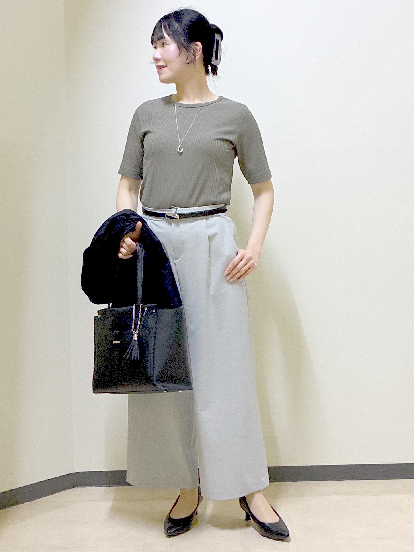  beni_gingerさんの「Reflect｜【インナーにおすすめ◎】クルーネックストレッチリブトップス」を使ったコーディネート