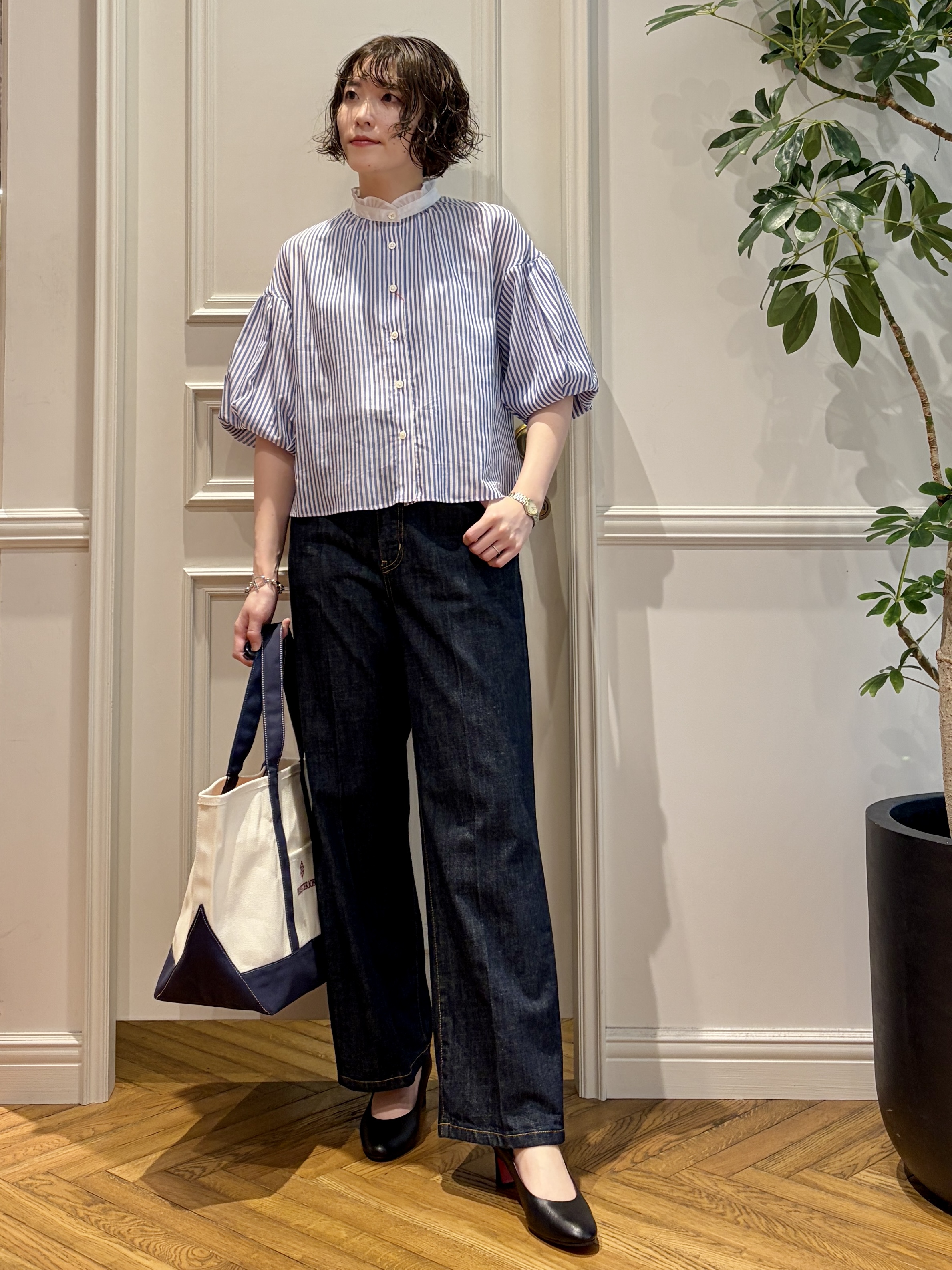 nakaoさんの「DRESSTERIOR｜【otonaMUSE5月号掲載/ウォッシャブル】ロンドンストライプクレリックブラウス」を使ったコーディネート