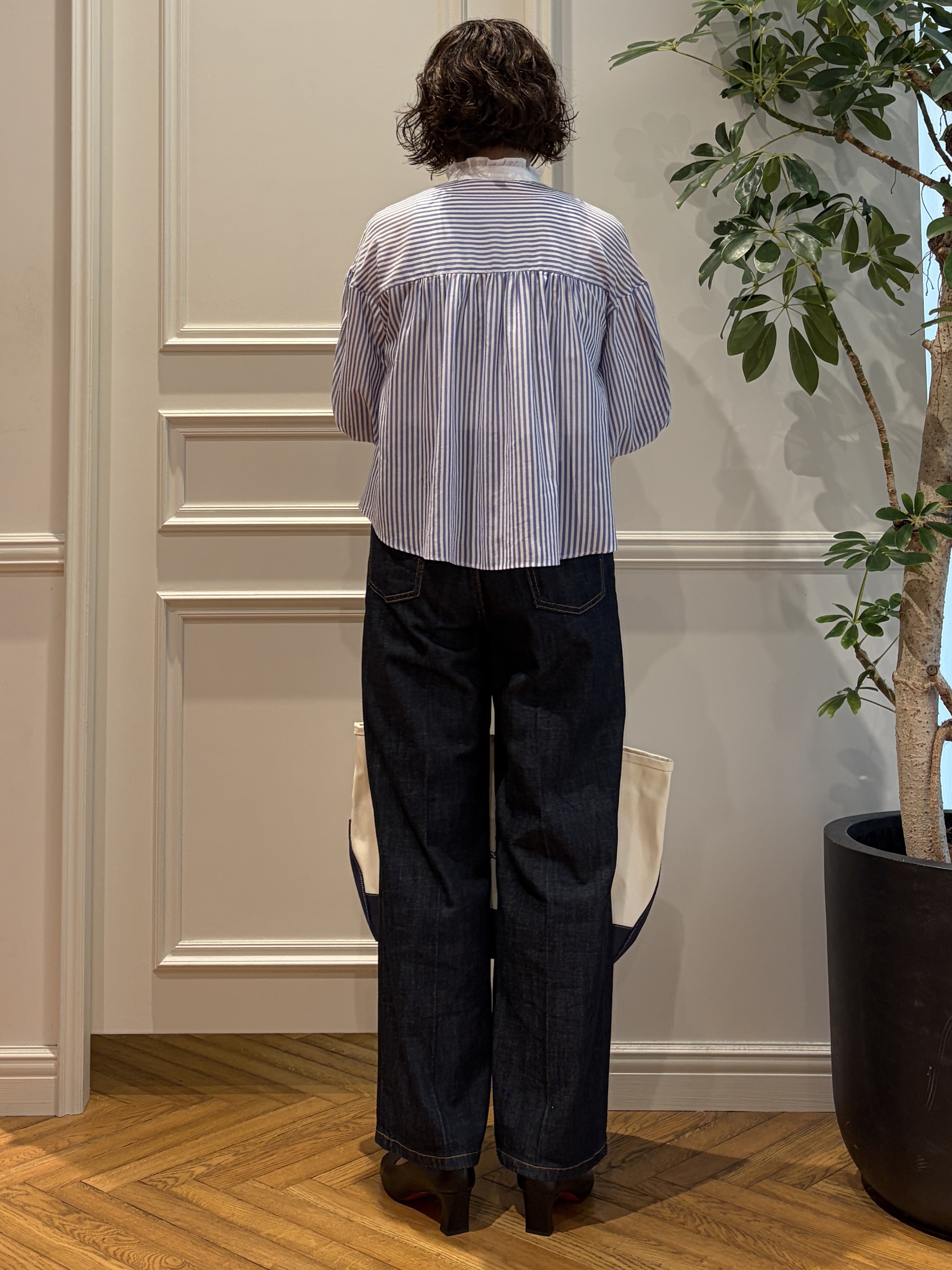 nakaoさんの「DRESSTERIOR｜【otonaMUSE5月号掲載/ウォッシャブル】ロンドンストライプクレリックブラウス」を使ったコーディネート