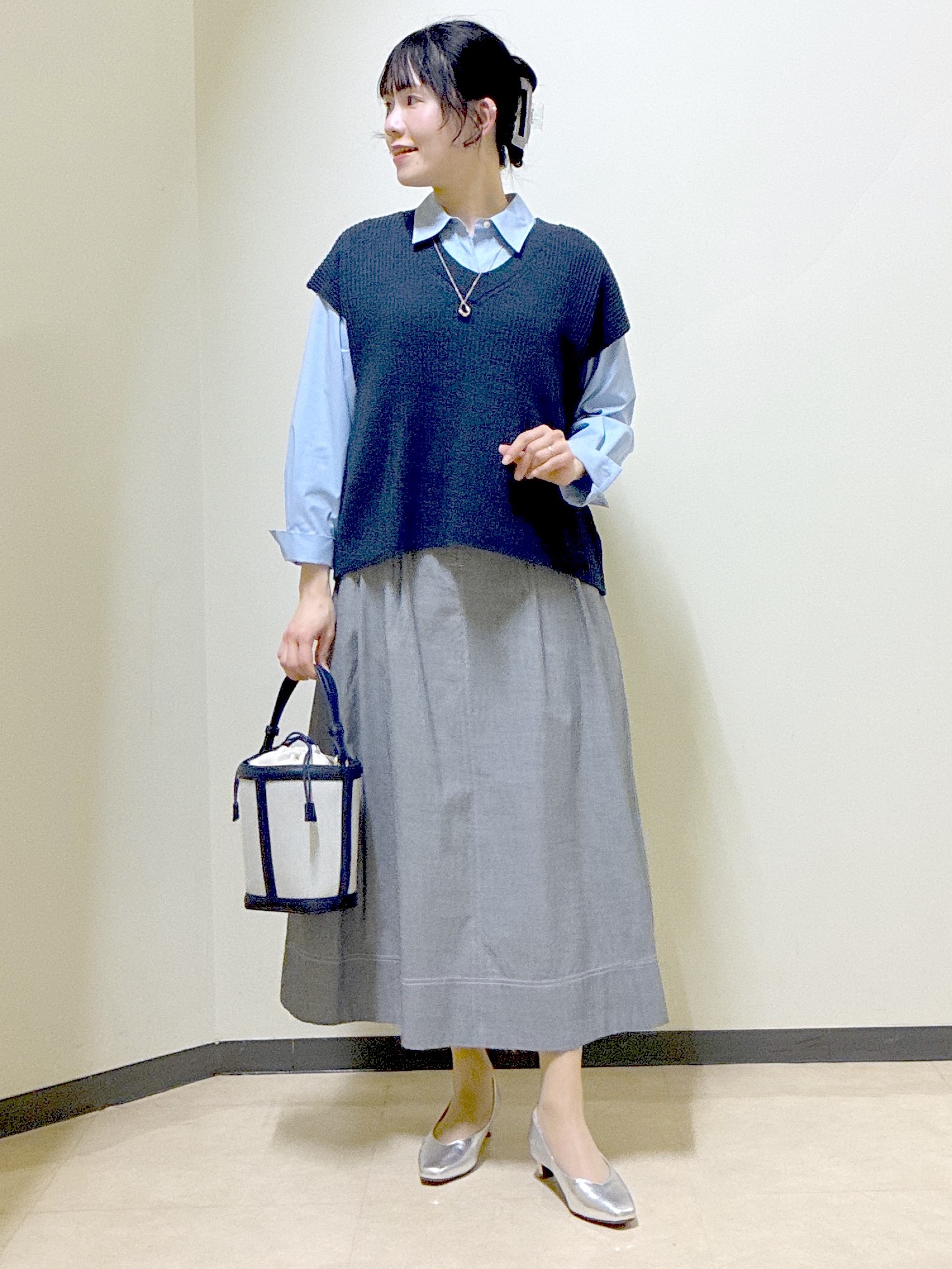  beni_gingerさんの「Reflect｜【羽織りにも◎】タイプライタービッグシャツ」を使ったコーディネート