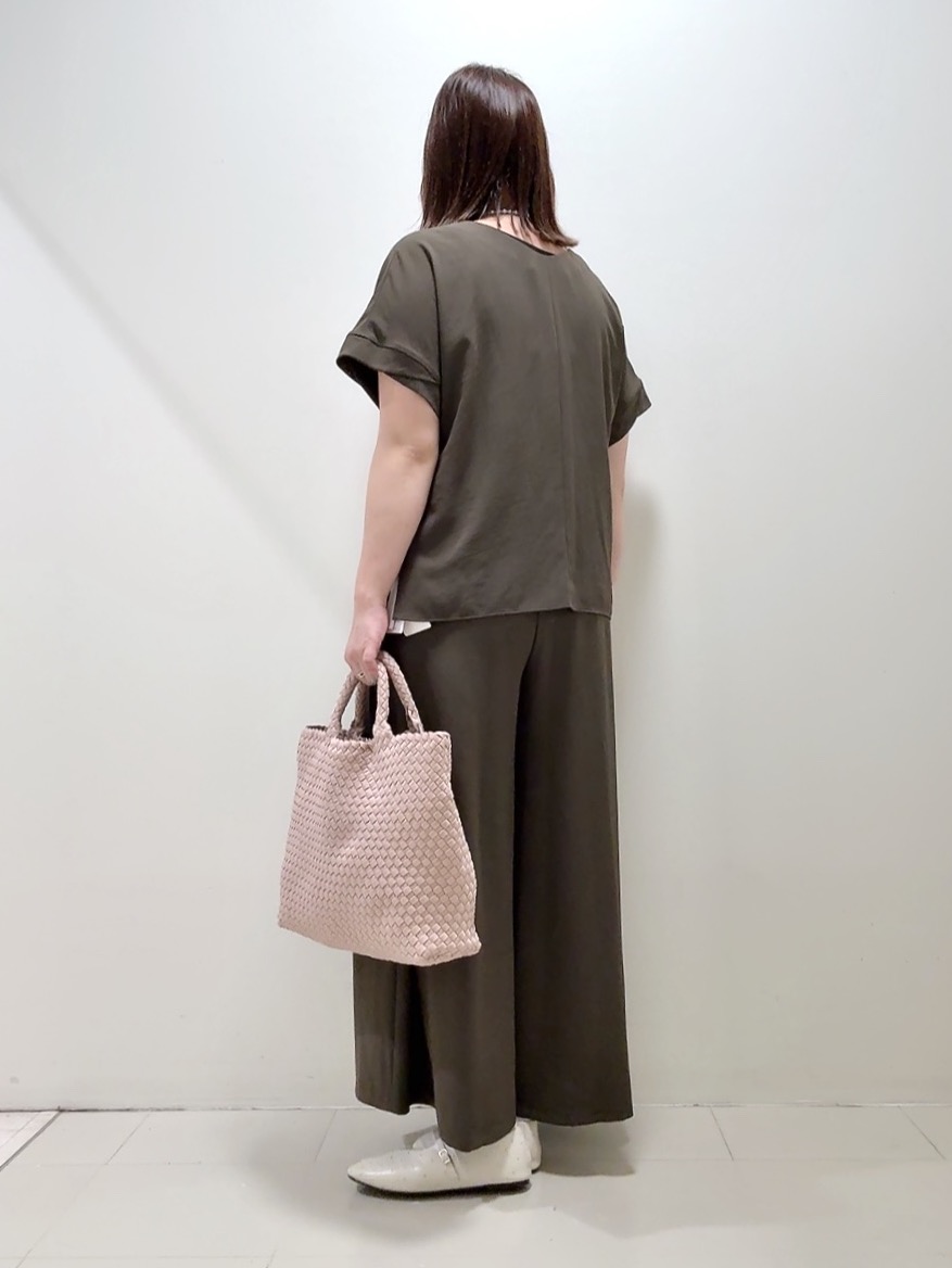 YUIさんの「UNTITLED｜【洗える/ストレッチ性】ダブルブレストジャケット」を使ったコーディネート