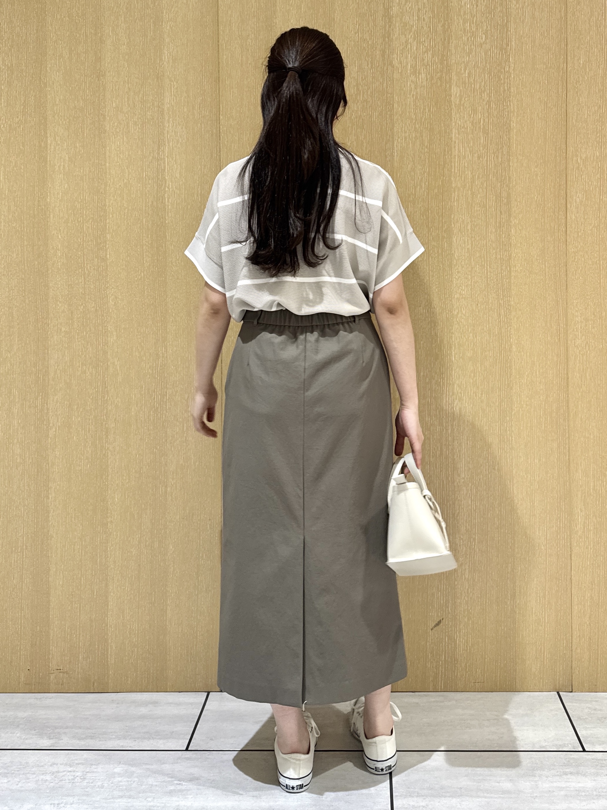 nanaさんの「UNTITLED｜【11色展開/体型カバー】前後2WAYフレンチスリーブニット」を使ったコーディネート