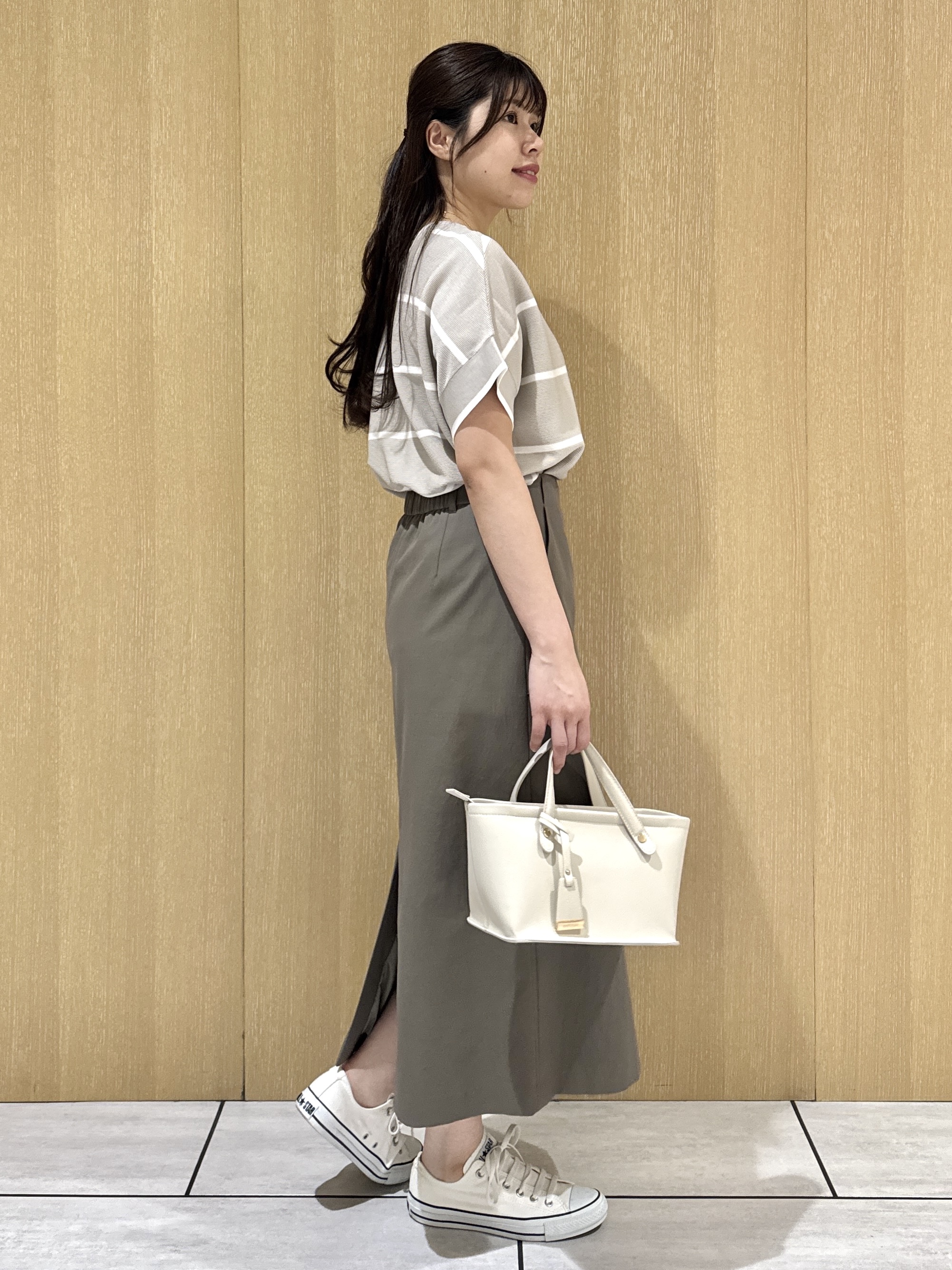 nanaさんの「UNTITLED｜【11色展開/体型カバー】前後2WAYフレンチスリーブニット」を使ったコーディネート
