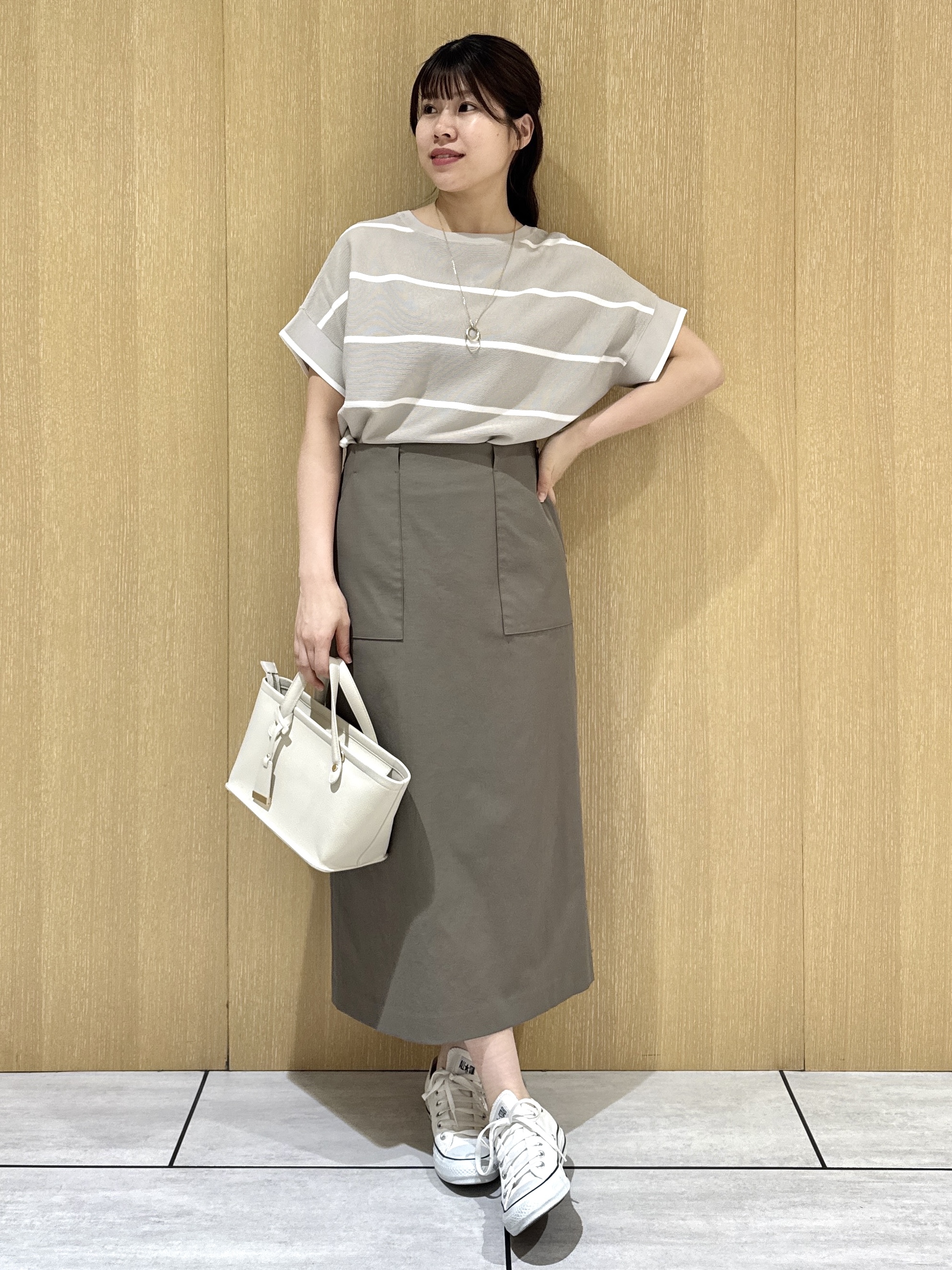 nanaさんの「UNTITLED｜【11色展開/体型カバー】前後2WAYフレンチスリーブニット」を使ったコーディネート