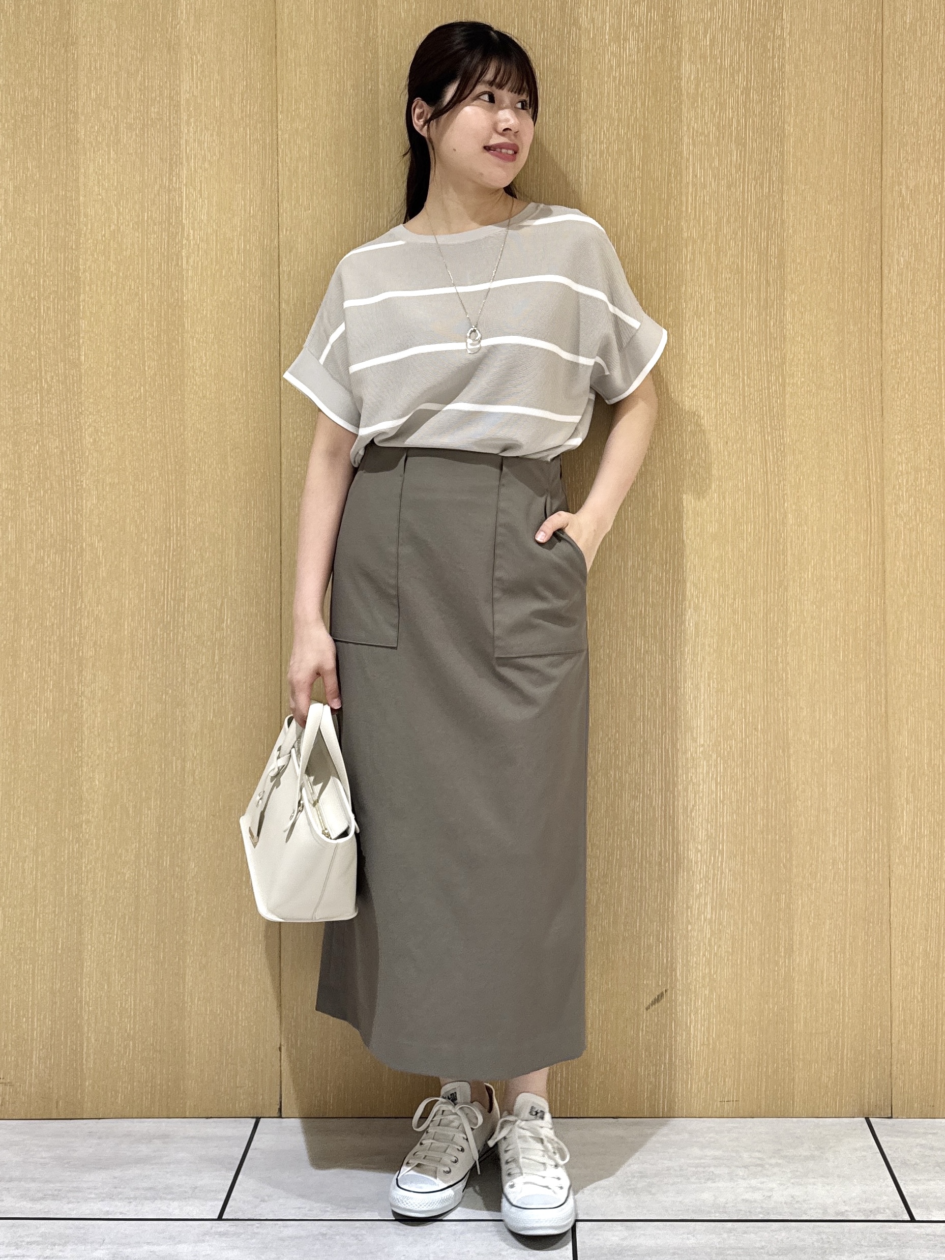 nanaさんの「UNTITLED｜【11色展開/体型カバー】前後2WAYフレンチスリーブニット」を使ったコーディネート