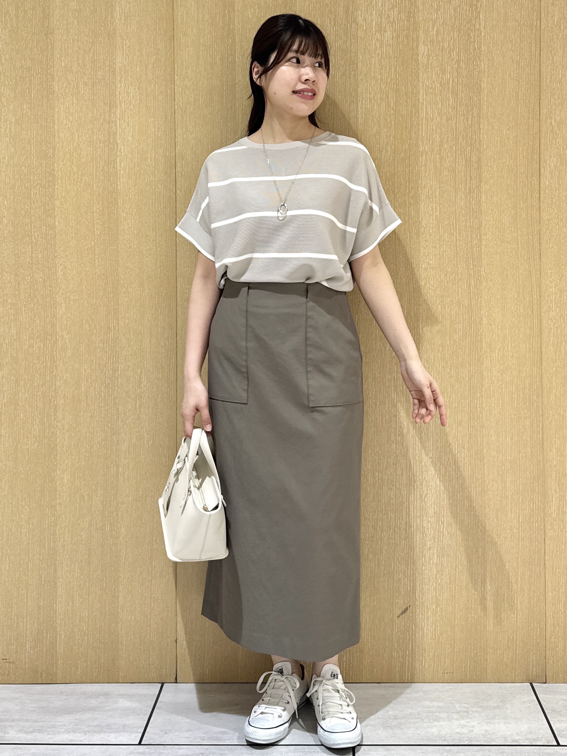 nanaさんの「UNTITLED｜【11色展開/体型カバー】前後2WAYフレンチスリーブニット」を使ったコーディネート