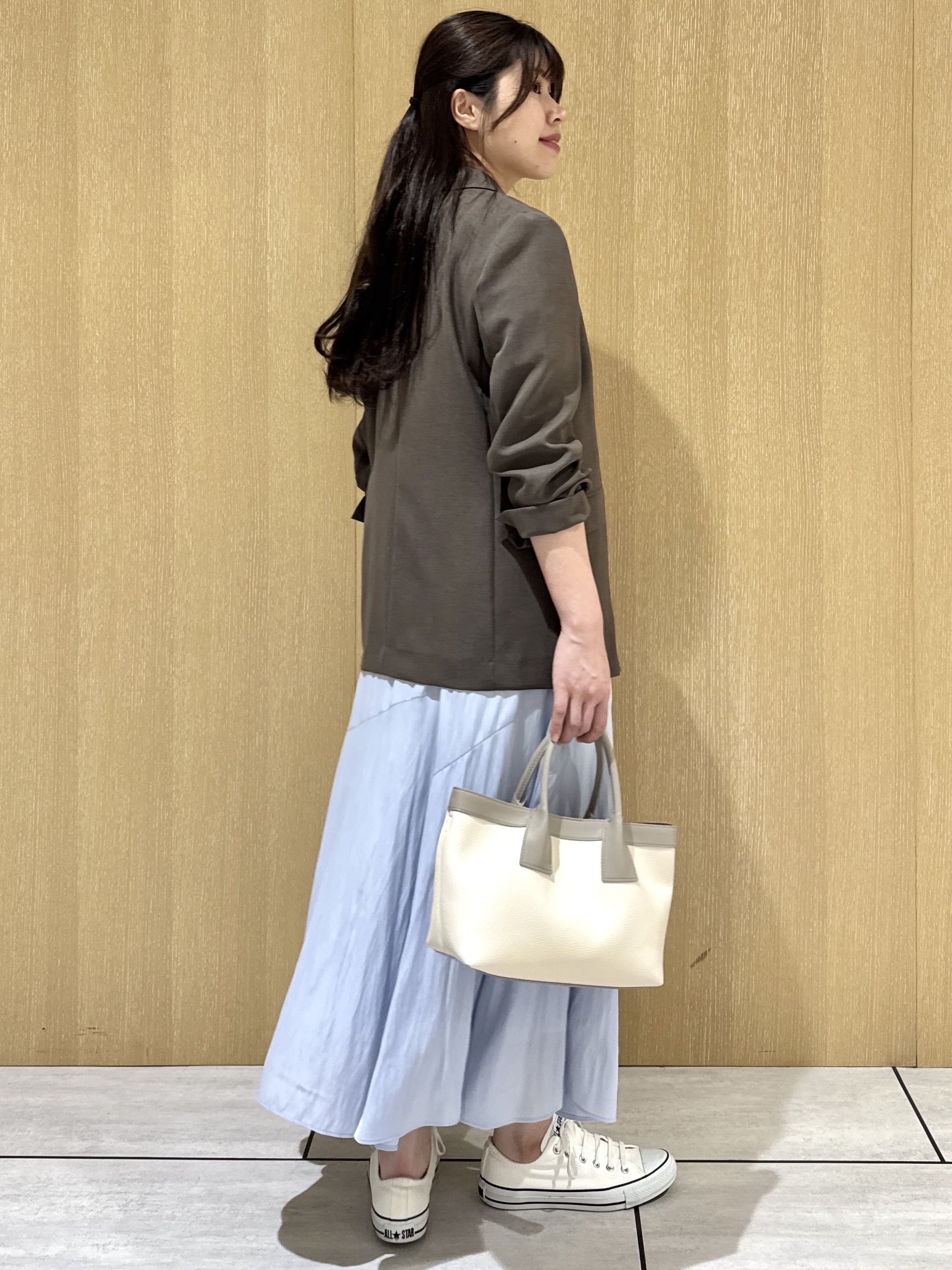 nanaさんの「UNTITLED｜【新色追加/セットアップ可】エアリー ダブルブレストジャケット」を使ったコーディネート