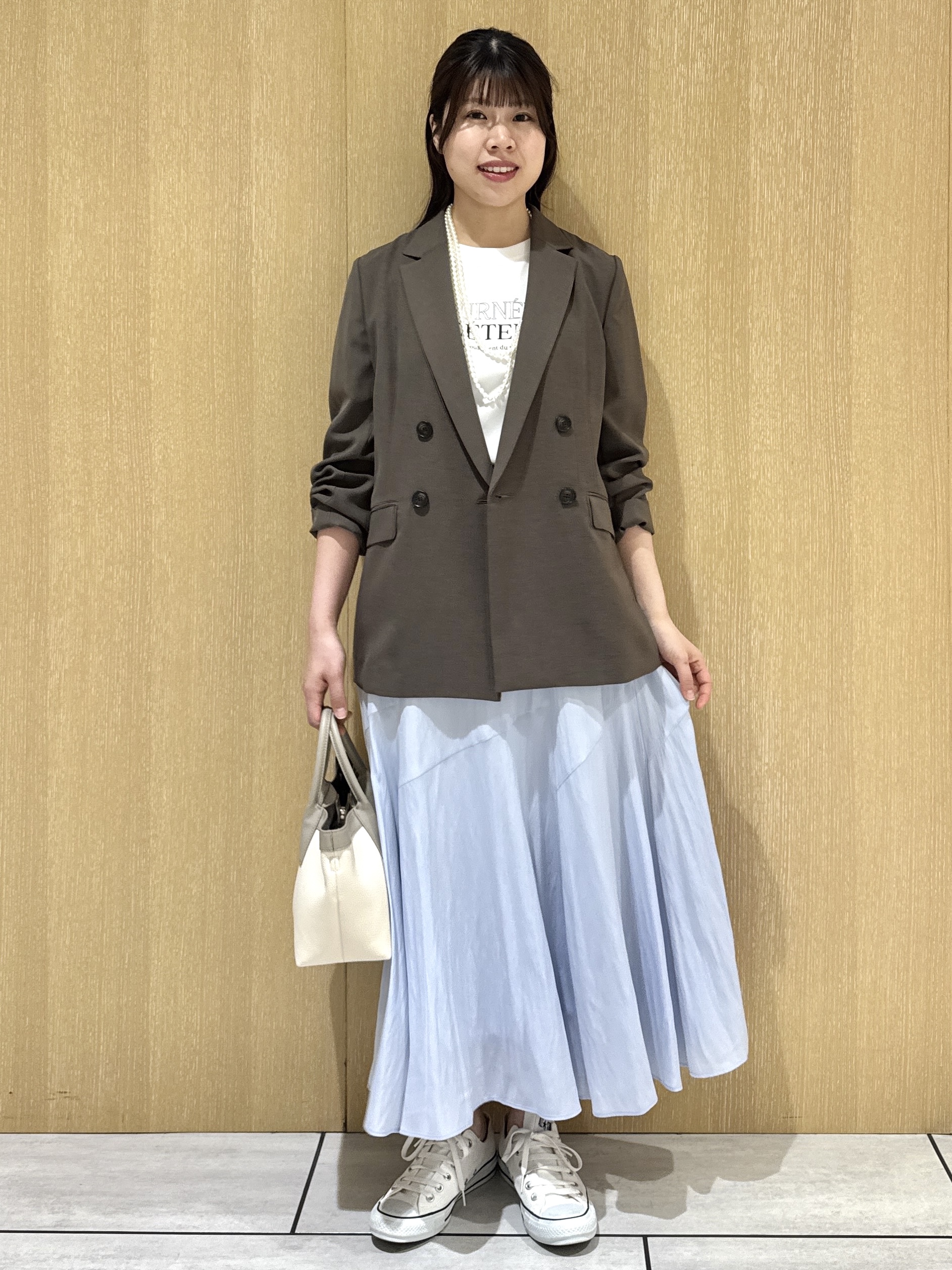 nanaさんの「UNTITLED｜【新色追加/セットアップ可】エアリー ダブルブレストジャケット」を使ったコーディネート