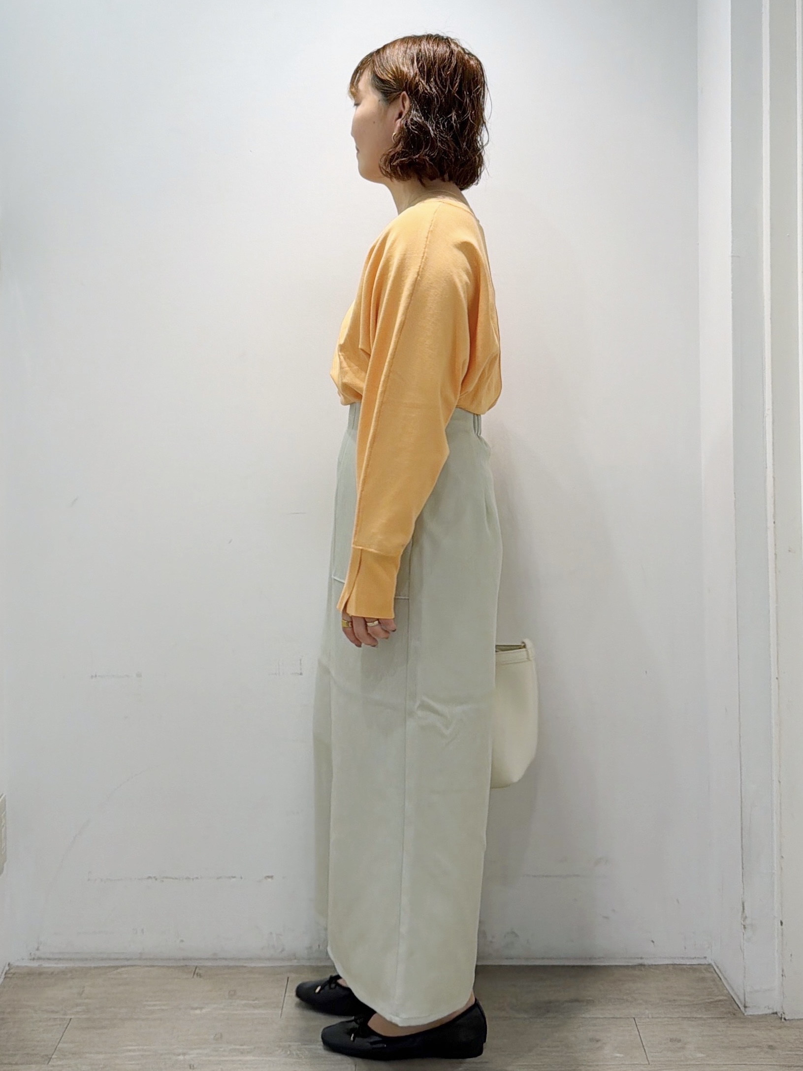 sumicaさんの「OPAQUE.CLIP｜リラクシードルマンスリーブニット【洗濯機OK／抗ピル】」を使ったコーディネート