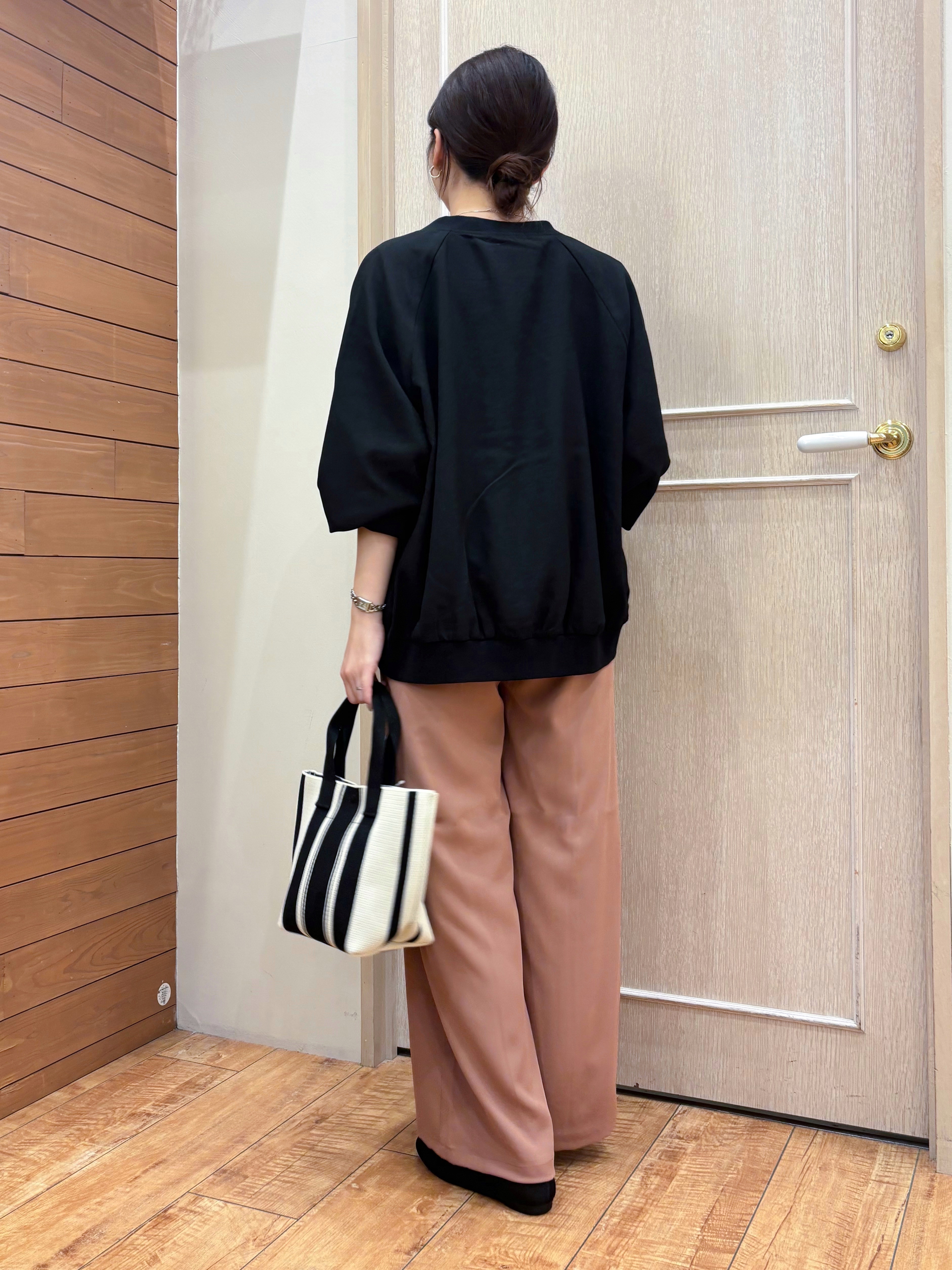 なみさんの「SHOO･LA･RUE｜【洗濯機可/S-LL】さらっと快適　麻調ゆるリブブルゾン」を使ったコーディネート