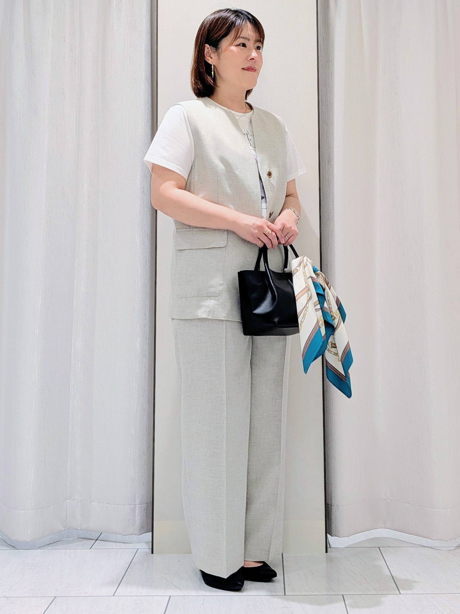 Onumaさんの「UNTITLED｜【さらりと快適/セットアップ可/UV/接触冷感】スラブカラーレスジャケット」を使ったコーディネート