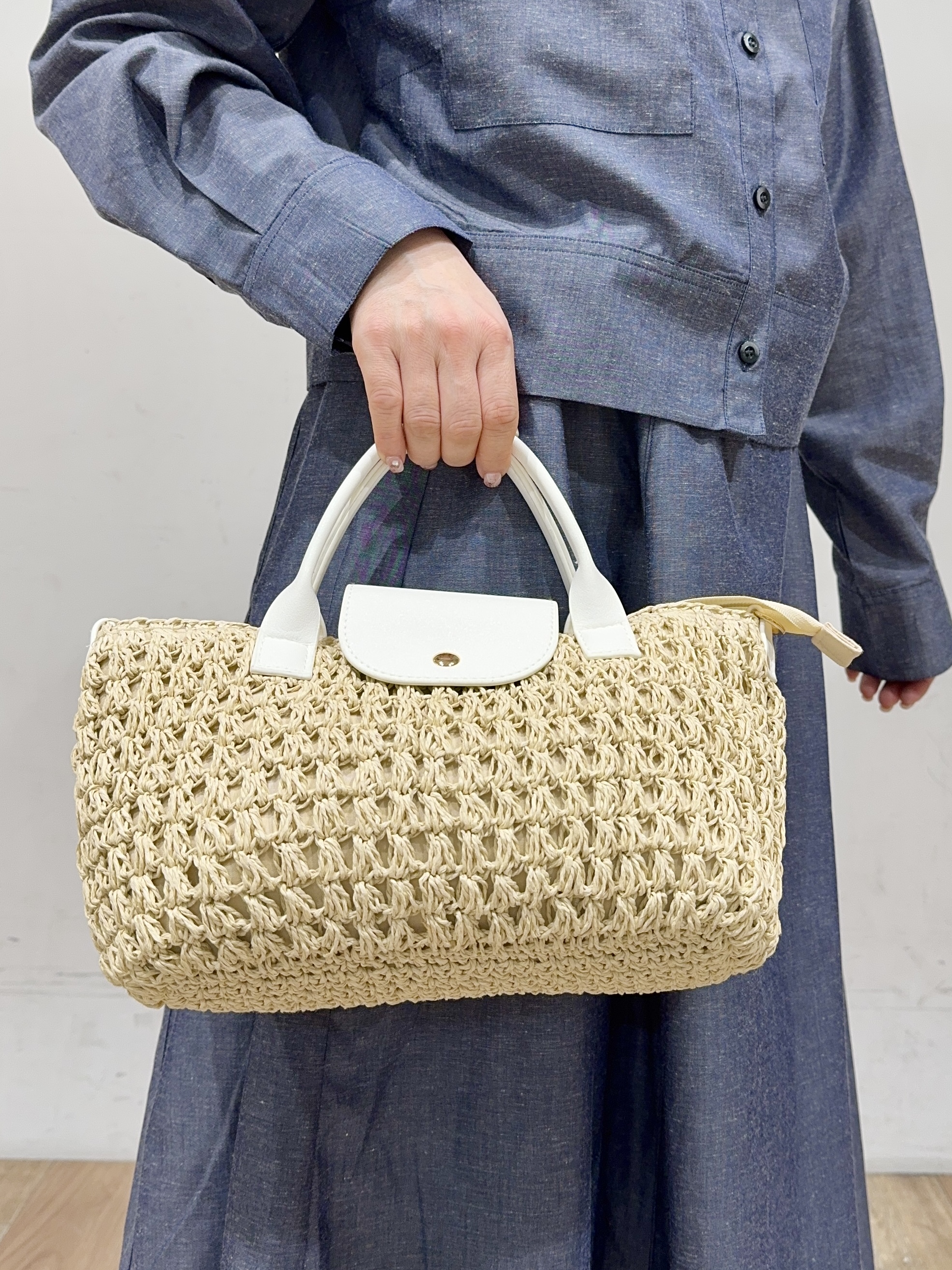 miさんの「grove｜【貴島明日香さん着用／イージーケア／接触冷感】麻混クロップドシャツ」を使ったコーディネート