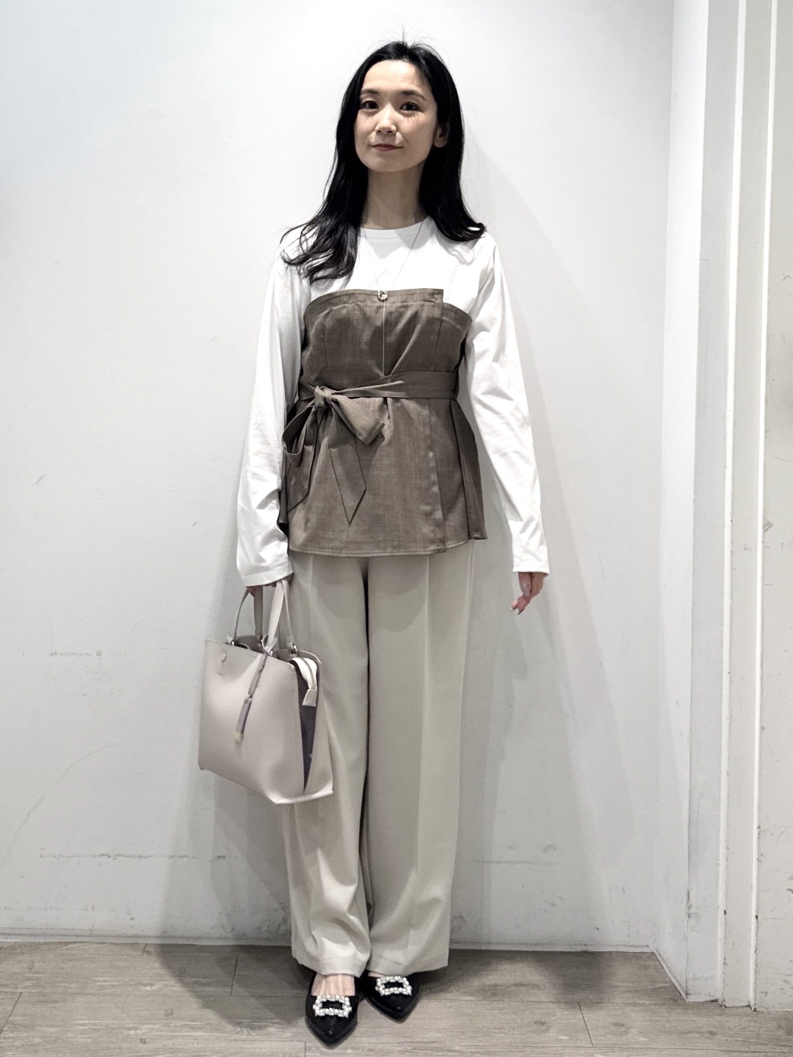 yuicciさんの「OPAQUE.CLIP｜ビスチェドッキングカットソー【洗濯機OK】」を使ったコーディネート