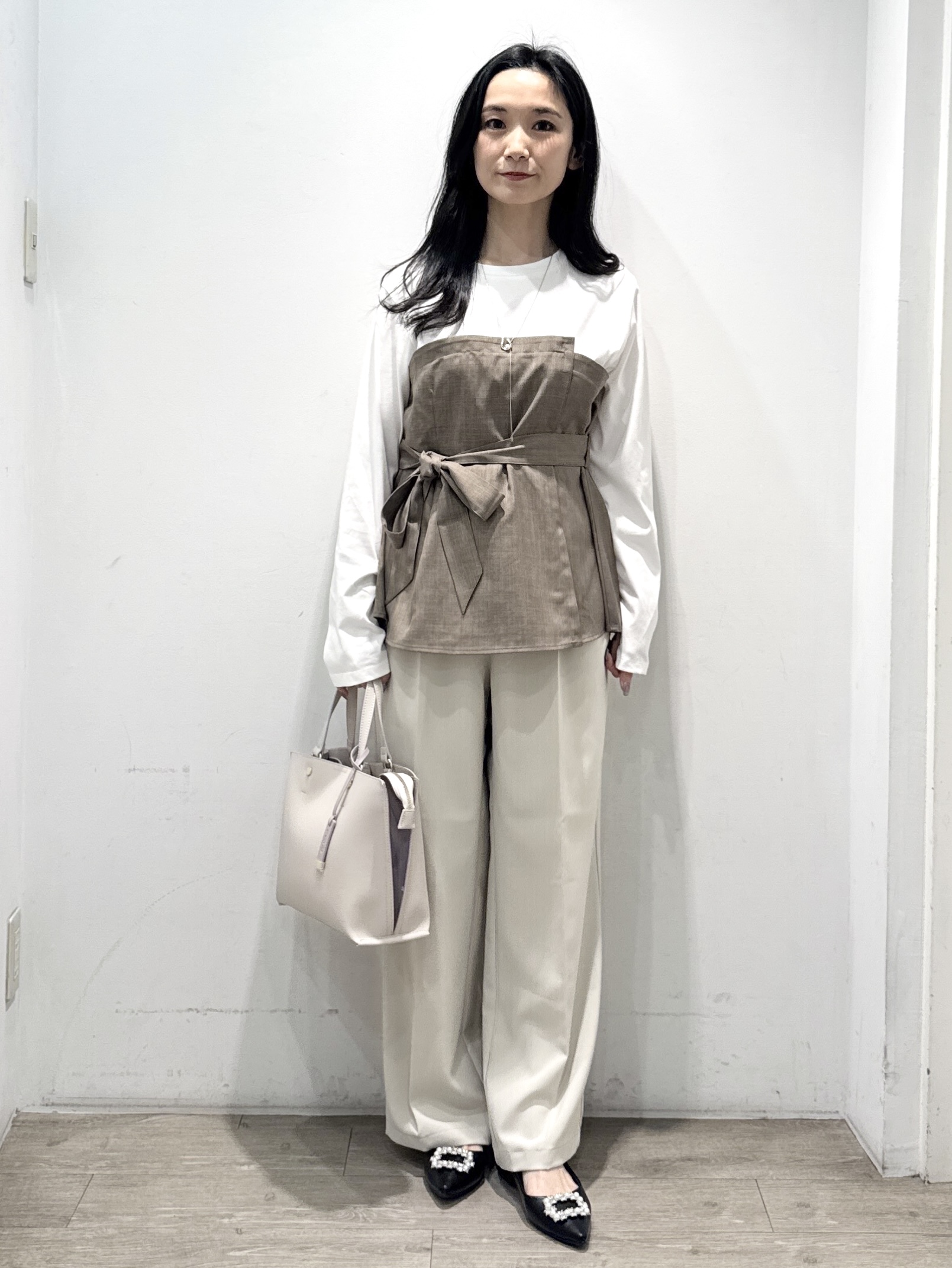 yuicciさんの「OPAQUE.CLIP｜ビスチェドッキングカットソー【洗濯機OK】」を使ったコーディネート