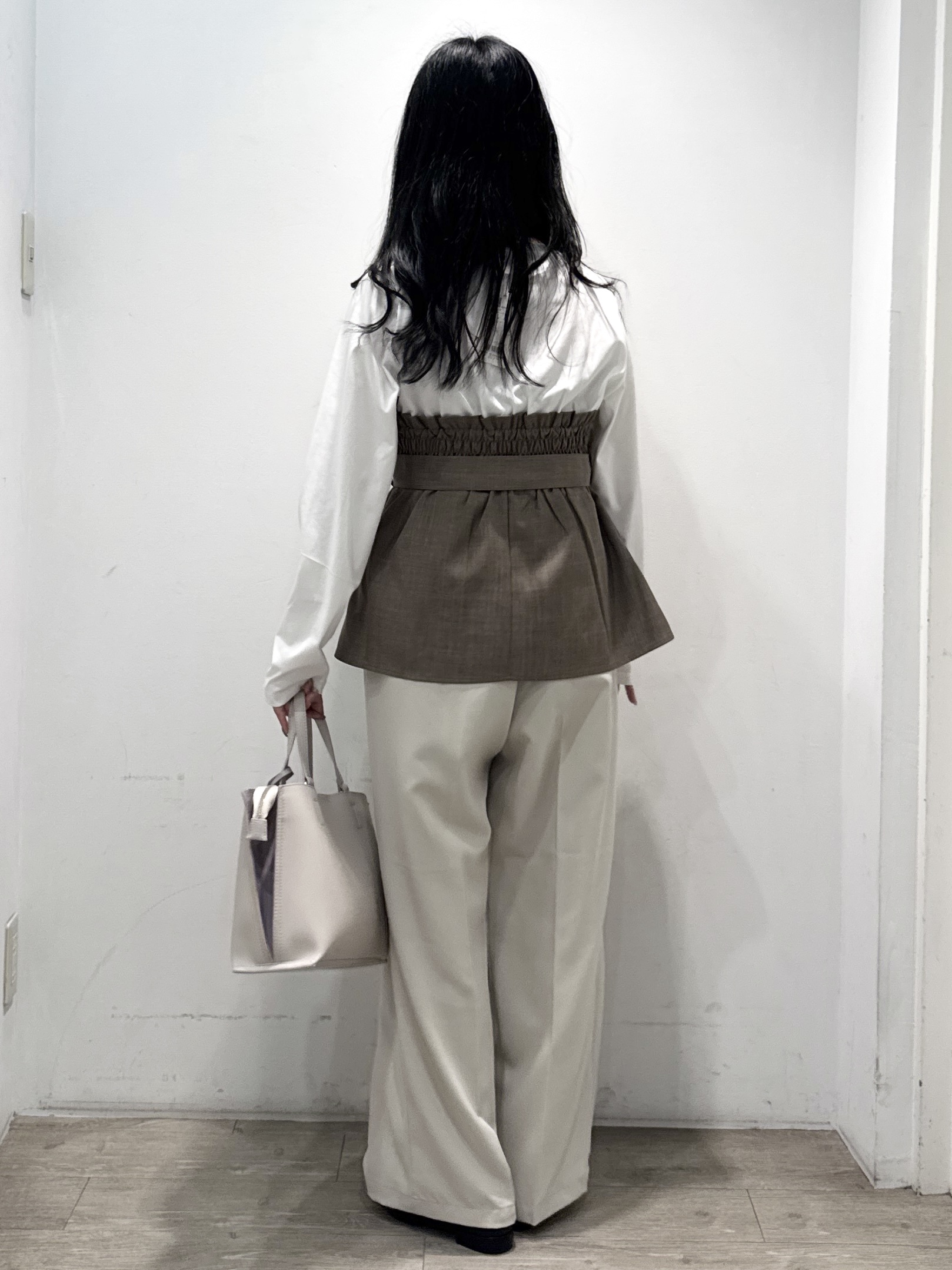 yuicciさんの「OPAQUE.CLIP｜ビスチェドッキングカットソー【洗濯機OK】」を使ったコーディネート