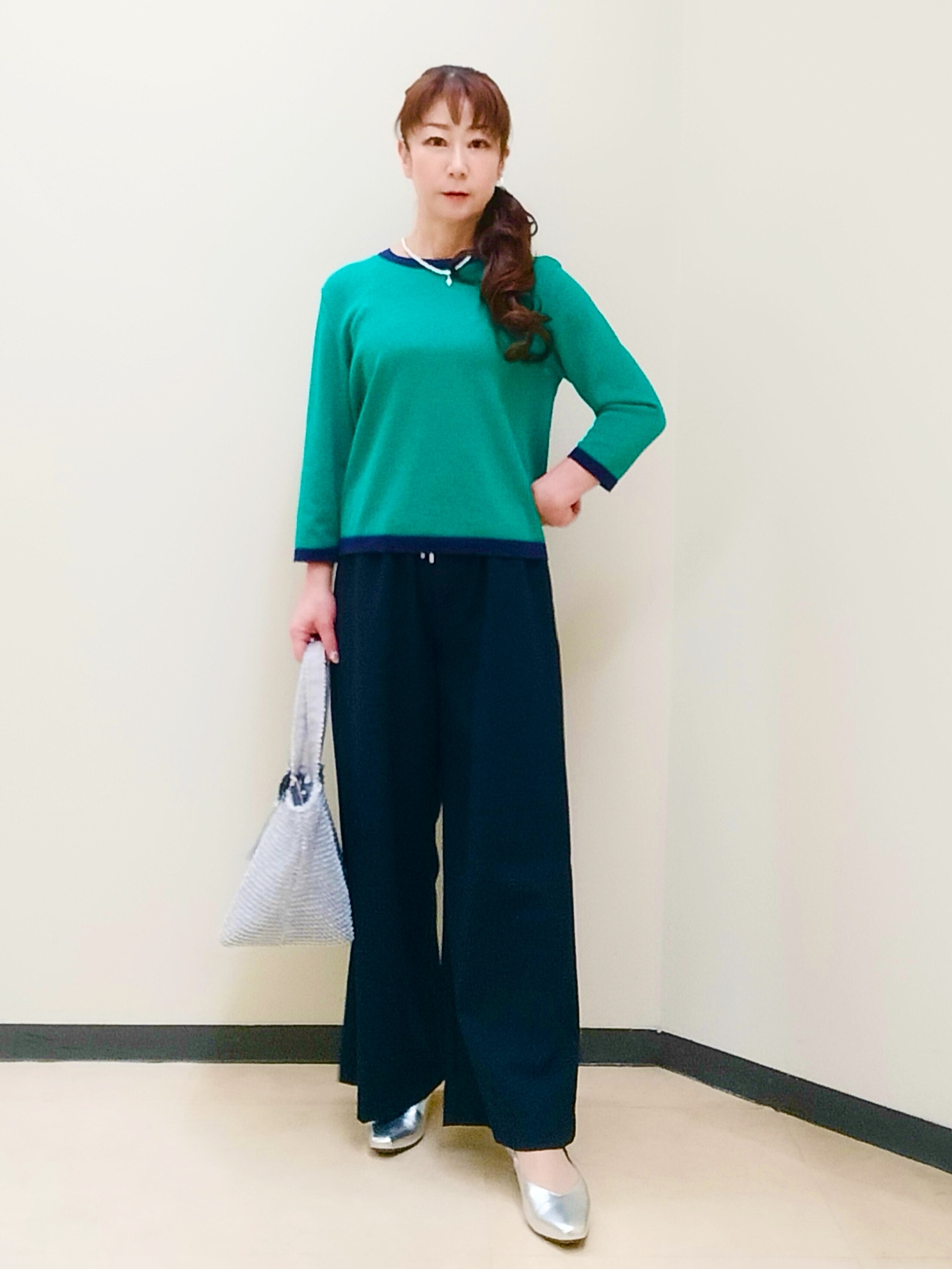 花さんの「Reflect｜【単品使い◎】ペプラムベスト＋リラクシーパンツセット」を使ったコーディネート