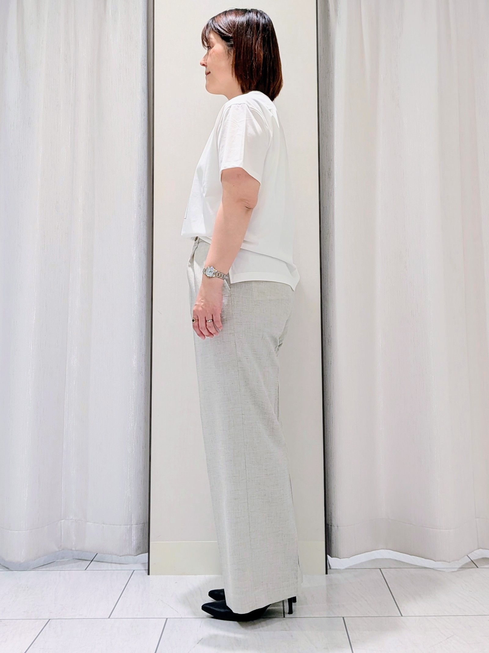 Onumaさんの「UNTITLED｜【さらりと快適/セットアップ可/UV/接触冷感】スラブカラーレスジャケット」を使ったコーディネート