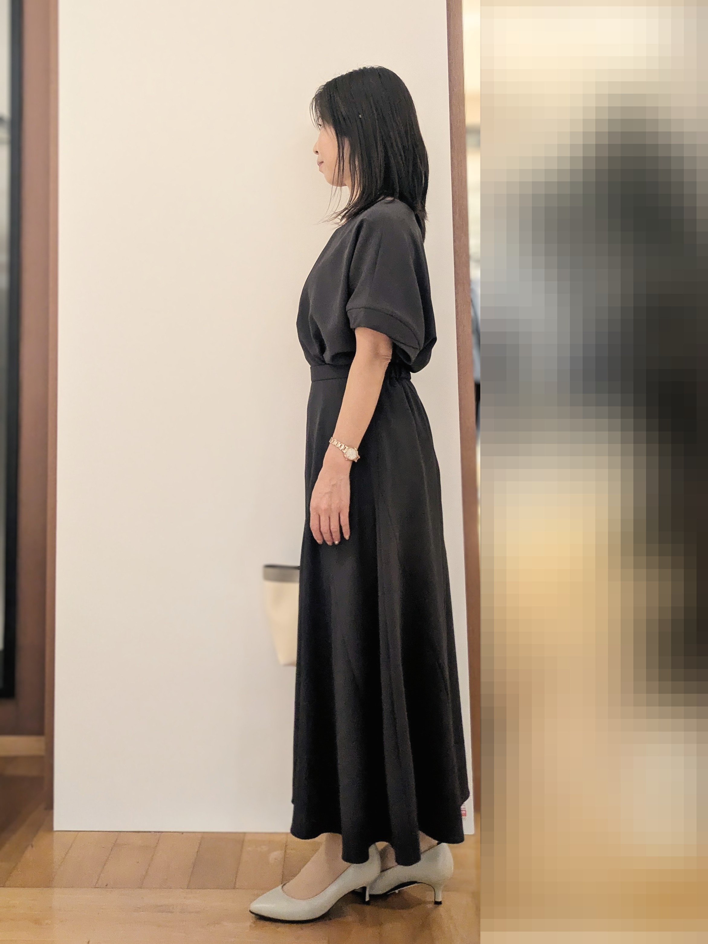 laverさんの「UNTITLED｜【前後2WAY/はっ水/セットアップ可】リラクシーフレンチスリーブブラウス」を使ったコーディネート