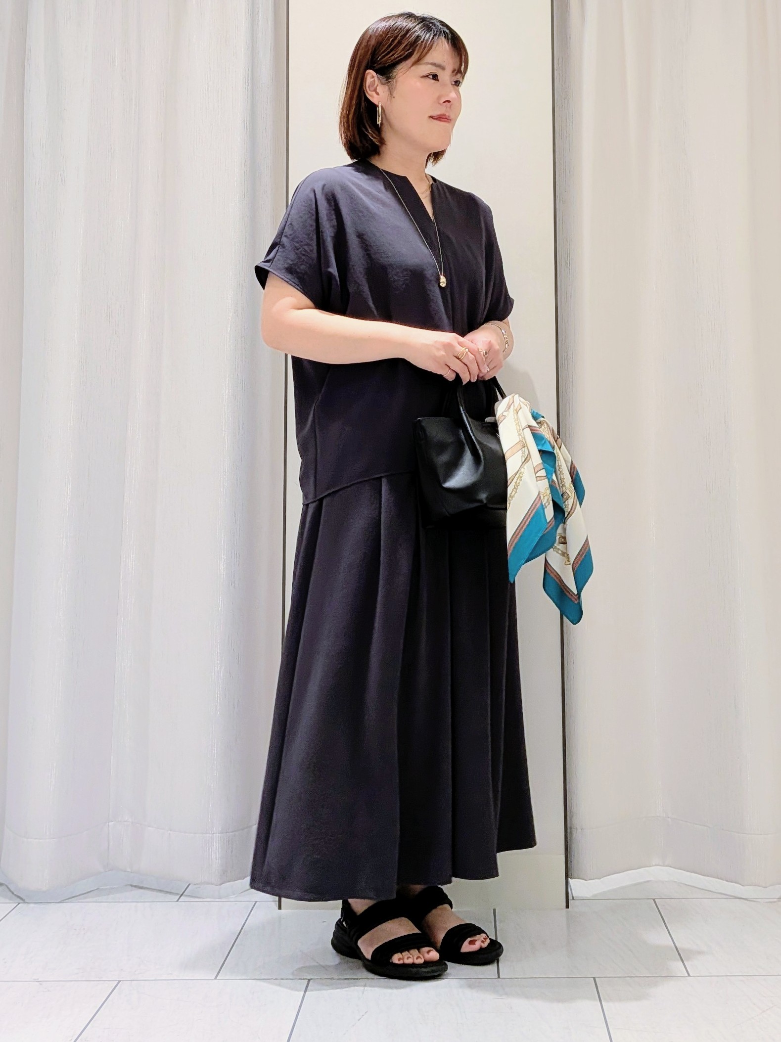 Onumaさんの「UNTITLED｜【11色展開/体型カバー】前後2WAYフレンチスリーブニット」を使ったコーディネート