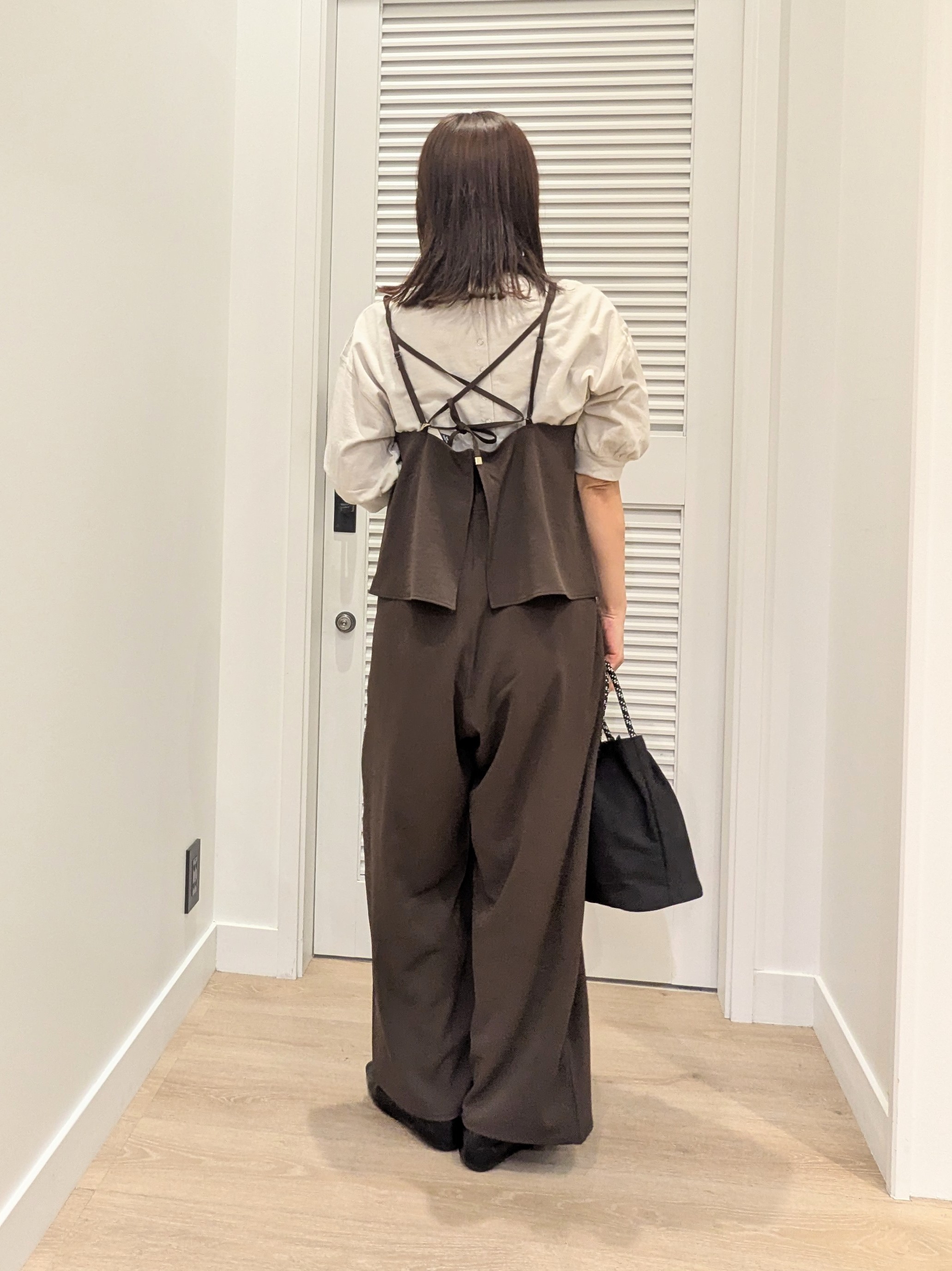 enさんの「Dessin｜【吸汗速乾/洗える】リラクシーキャミサロペット」を使ったコーディネート