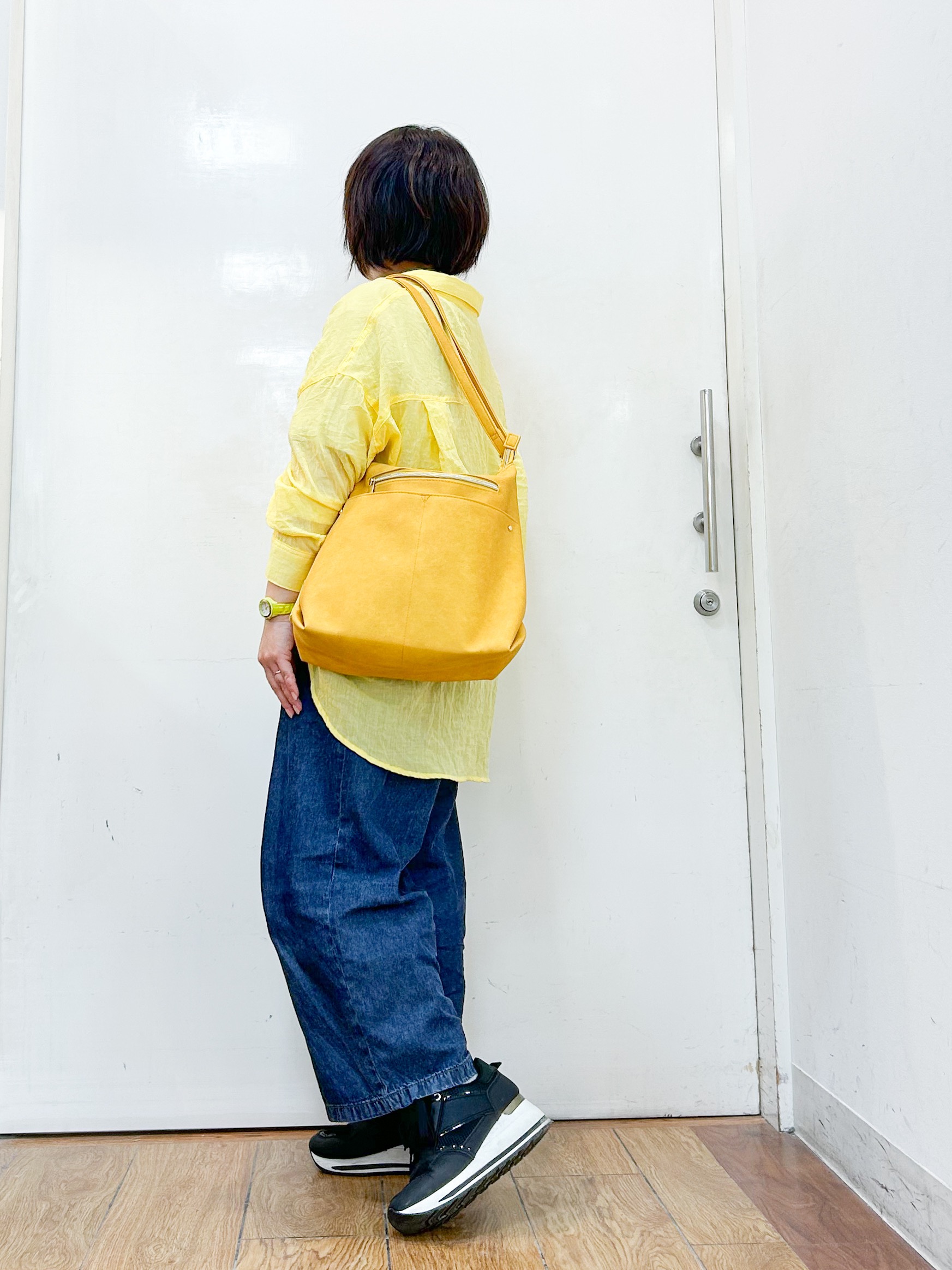 haruさんの「SHOO･LA･RUE｜【体型カバー】ふんわり質感 やわらかこなれシアーシャツ」を使ったコーディネート
