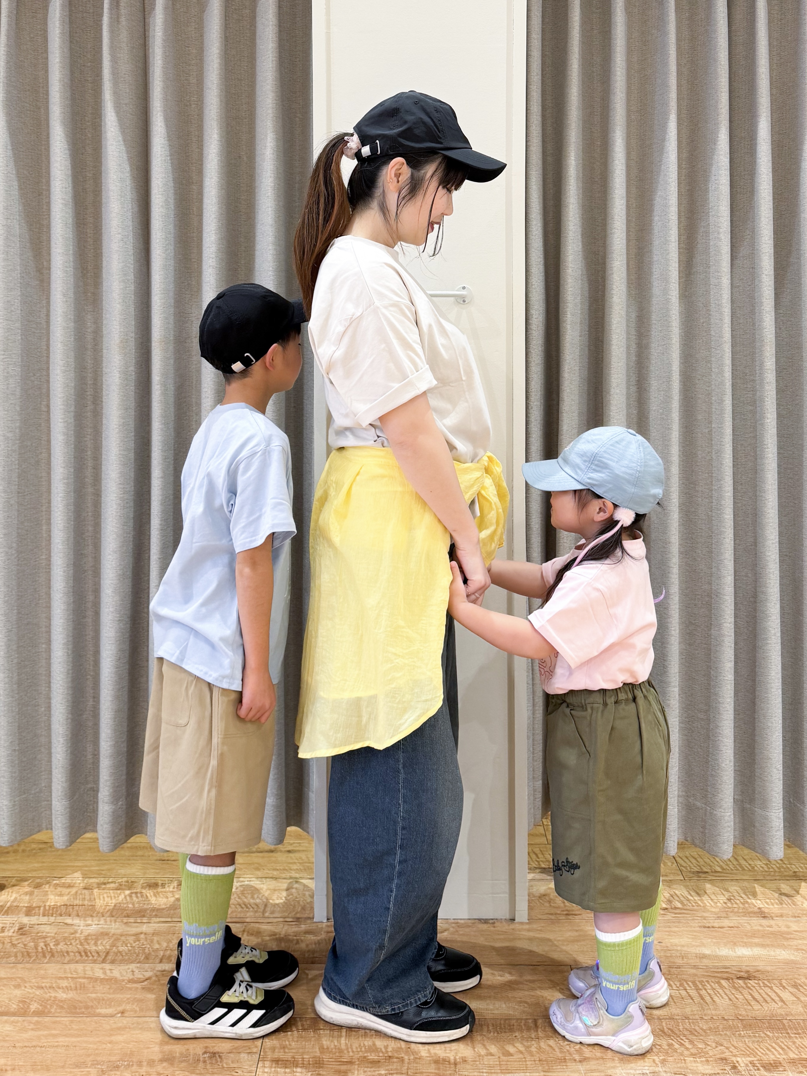 愛さんの「SHOO･LA･RUE｜【体型カバー】ふんわり質感 やわらかこなれシアーシャツ」を使ったコーディネート