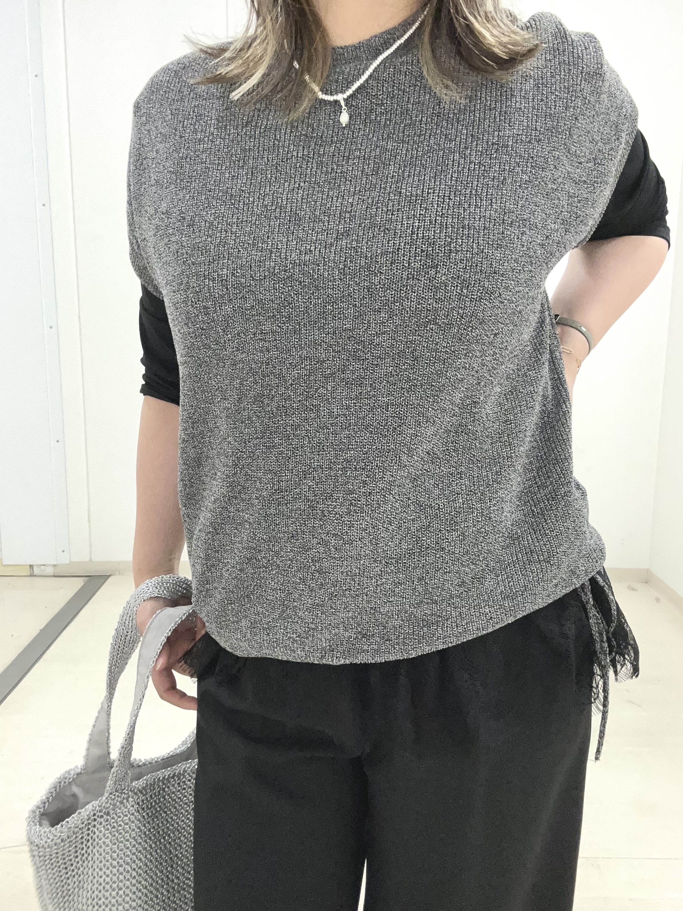 jinさんの「Reflect｜【レイヤードにおすすめ◎】畦編みフレンチスリーブトップス」を使ったコーディネート