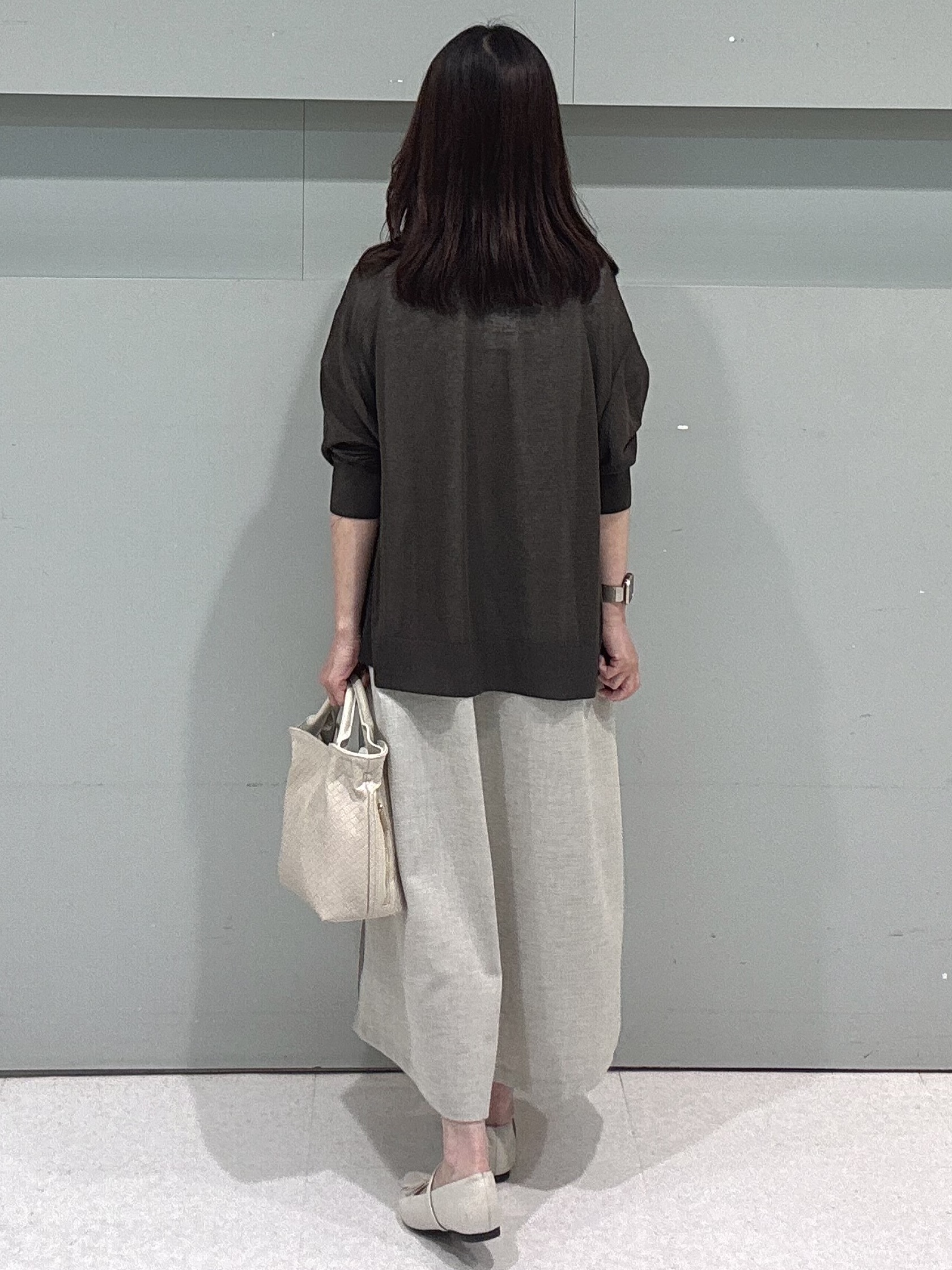 makiさんの「UNTITLED｜【日除け・冷房対策に】コットンリネンカーディガン」を使ったコーディネート