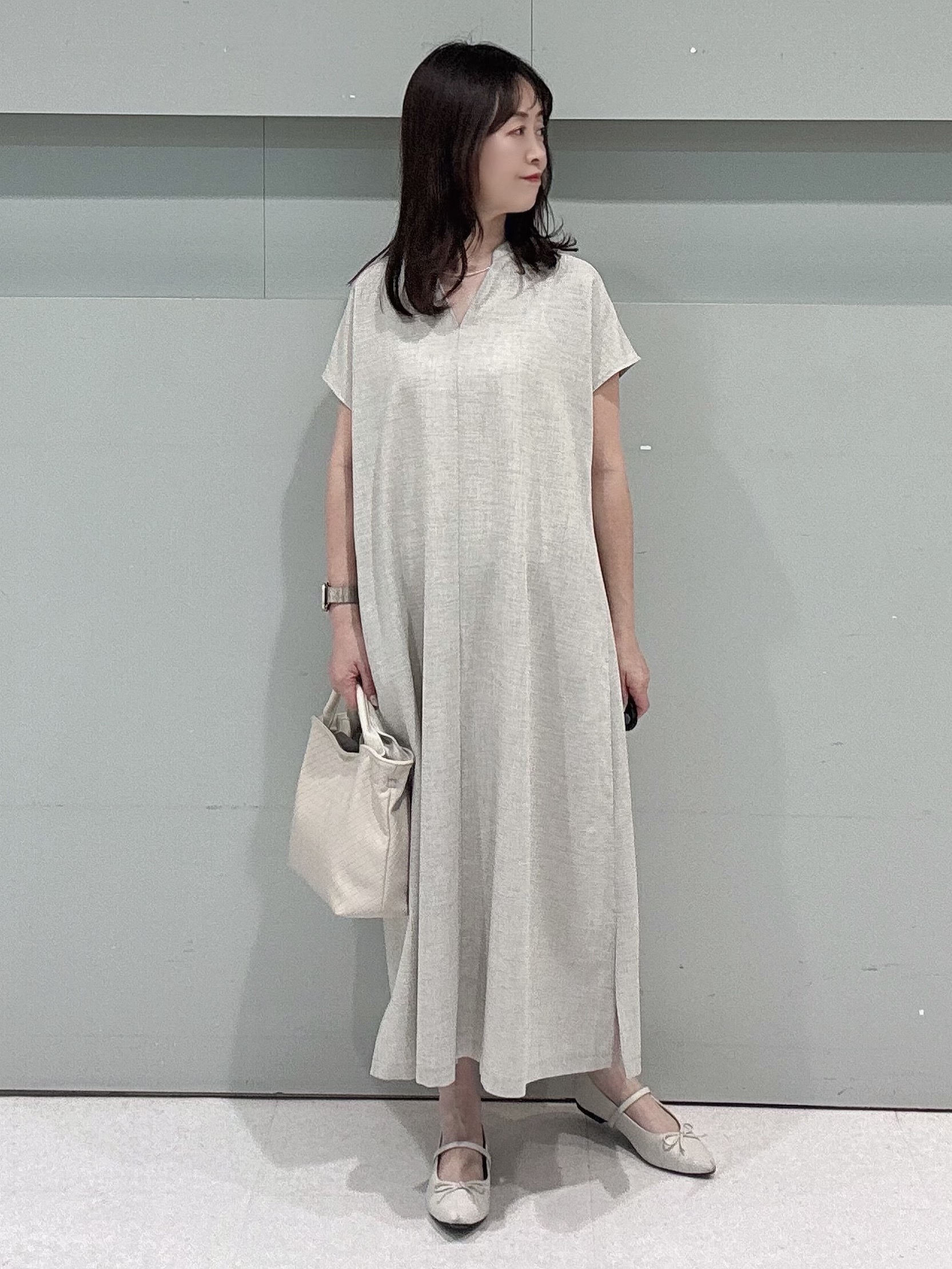 makiさんの「UNTITLED｜【日除け・冷房対策に】コットンリネンカーディガン」を使ったコーディネート