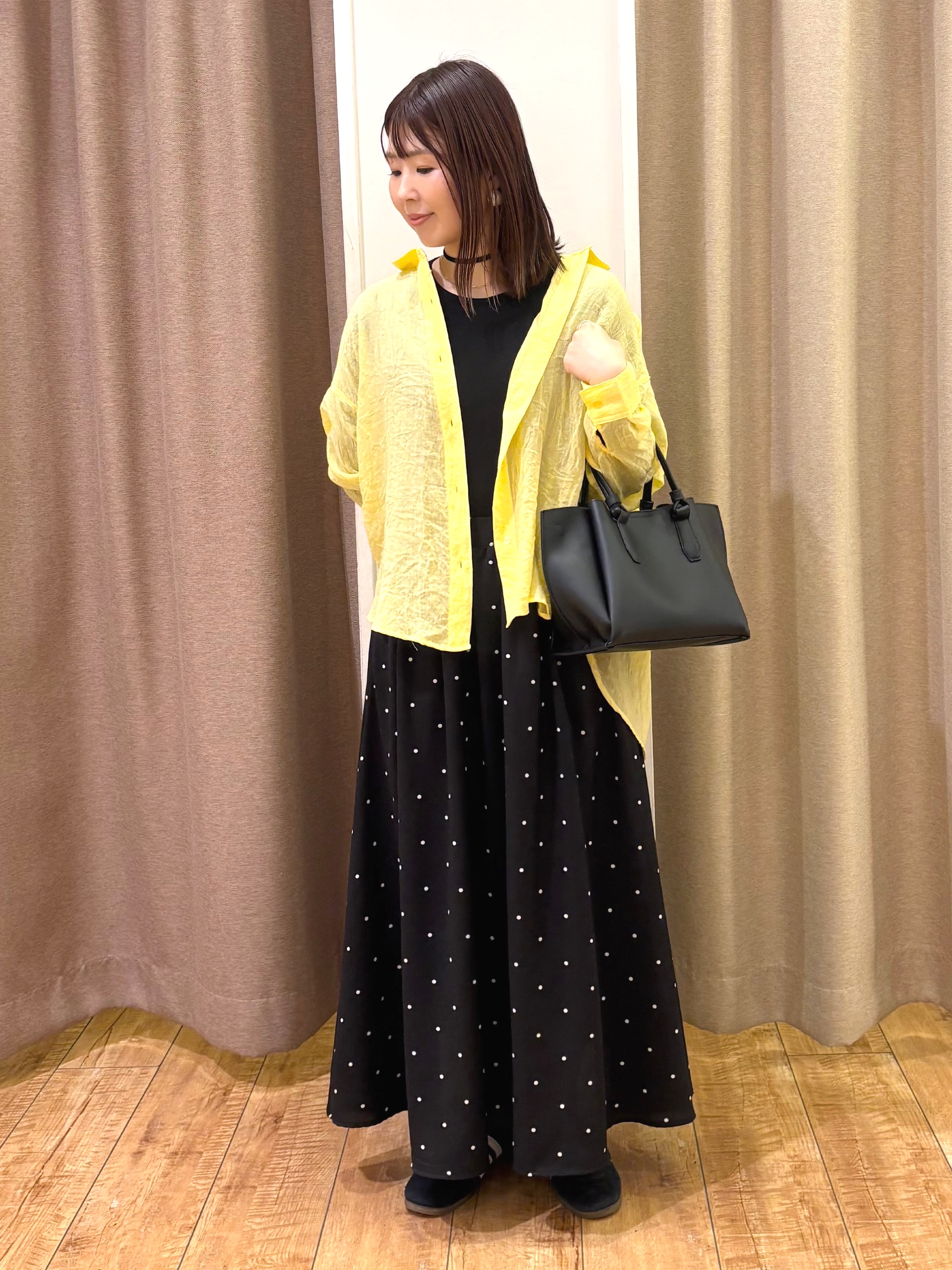 TAKIさんの「SHOO･LA･RUE｜【体型カバー】ふんわり質感 やわらかこなれシアーシャツ」を使ったコーディネート