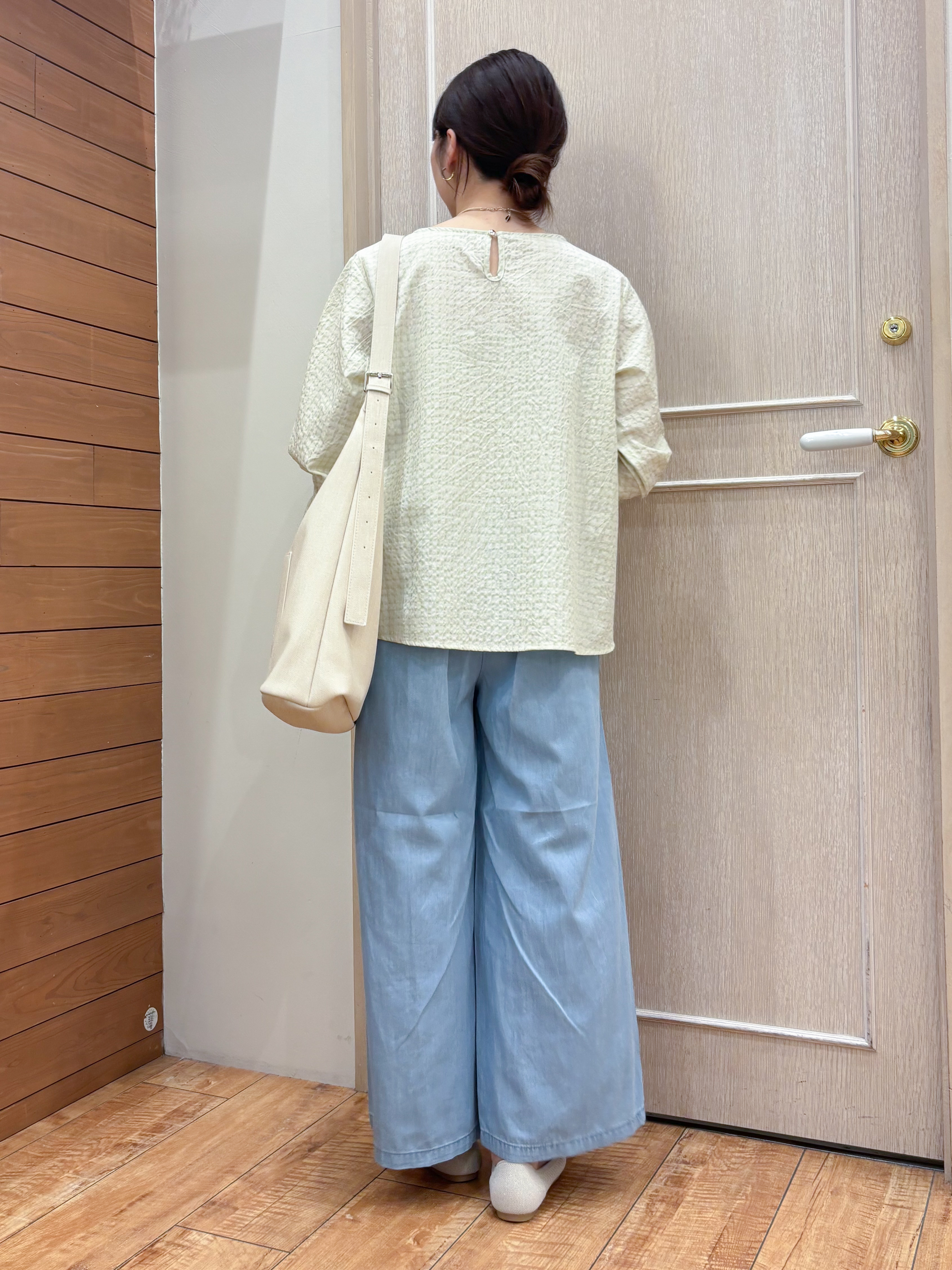 なみさんの「SHOO･LA･RUE｜【セットアップ可/洗濯機可】上品チェックが好印象 ゆるさら6分袖ブラウス」を使ったコーディネート