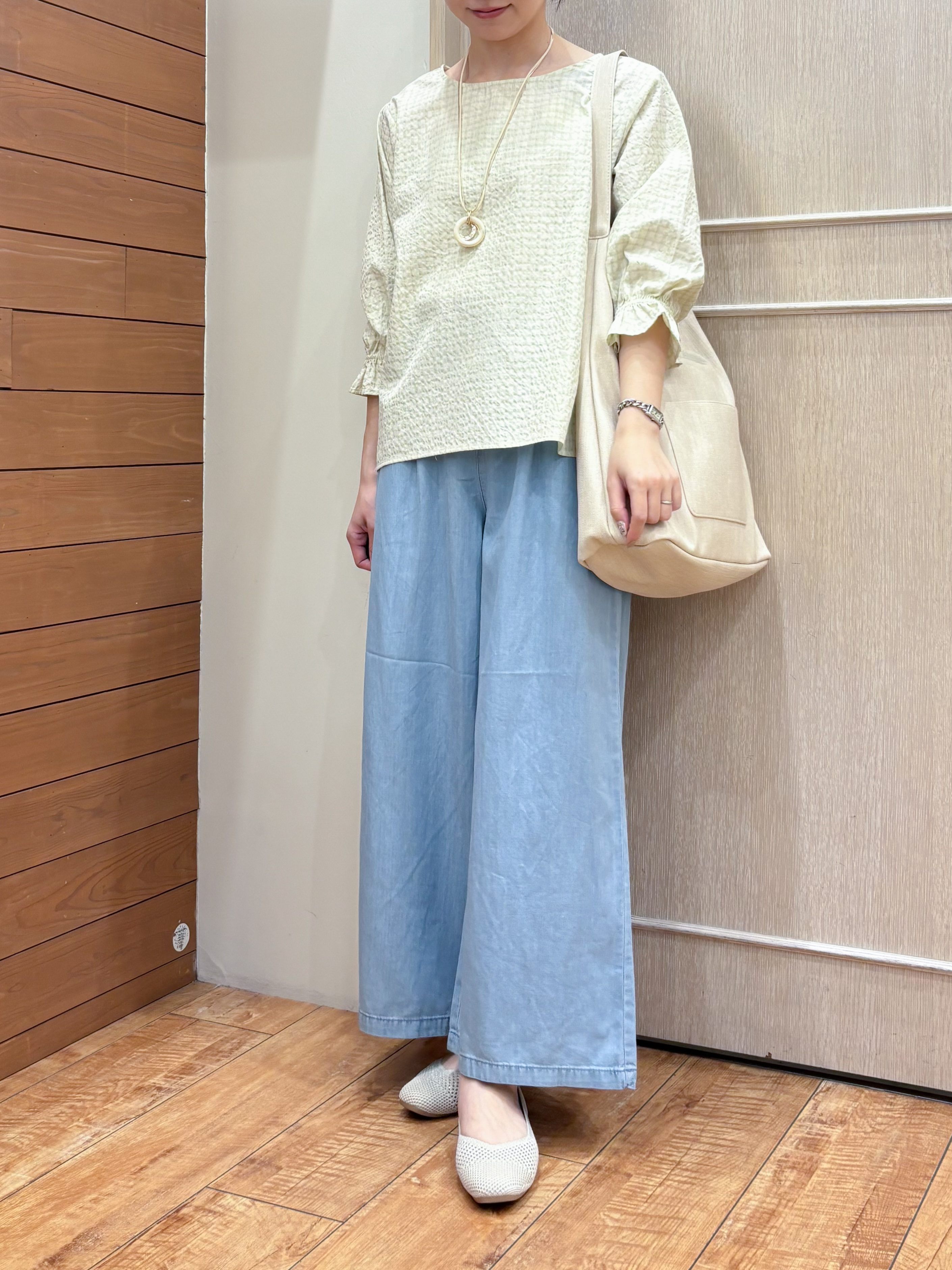 なみさんの「SHOO･LA･RUE｜【セットアップ可/洗濯機可】上品チェックが好印象 ゆるさら6分袖ブラウス」を使ったコーディネート