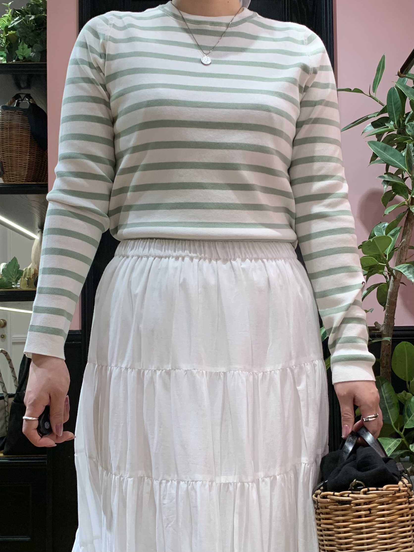 SAKAIさんの「DRESSTERIOR｜【ウォッシャブル】コットンフルニードルボーダーニット」を使ったコーディネート