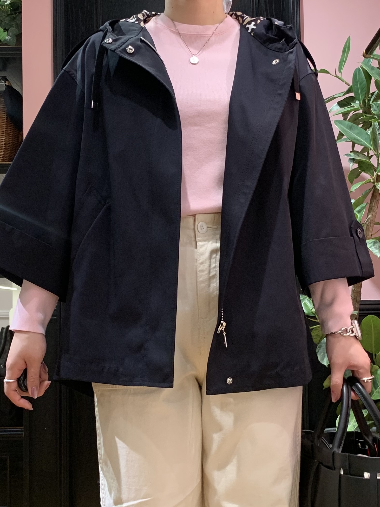 SAKAIさんの「DRESSTERIOR｜【ウォッシャブル】コットンフルニードルニット」を使ったコーディネート