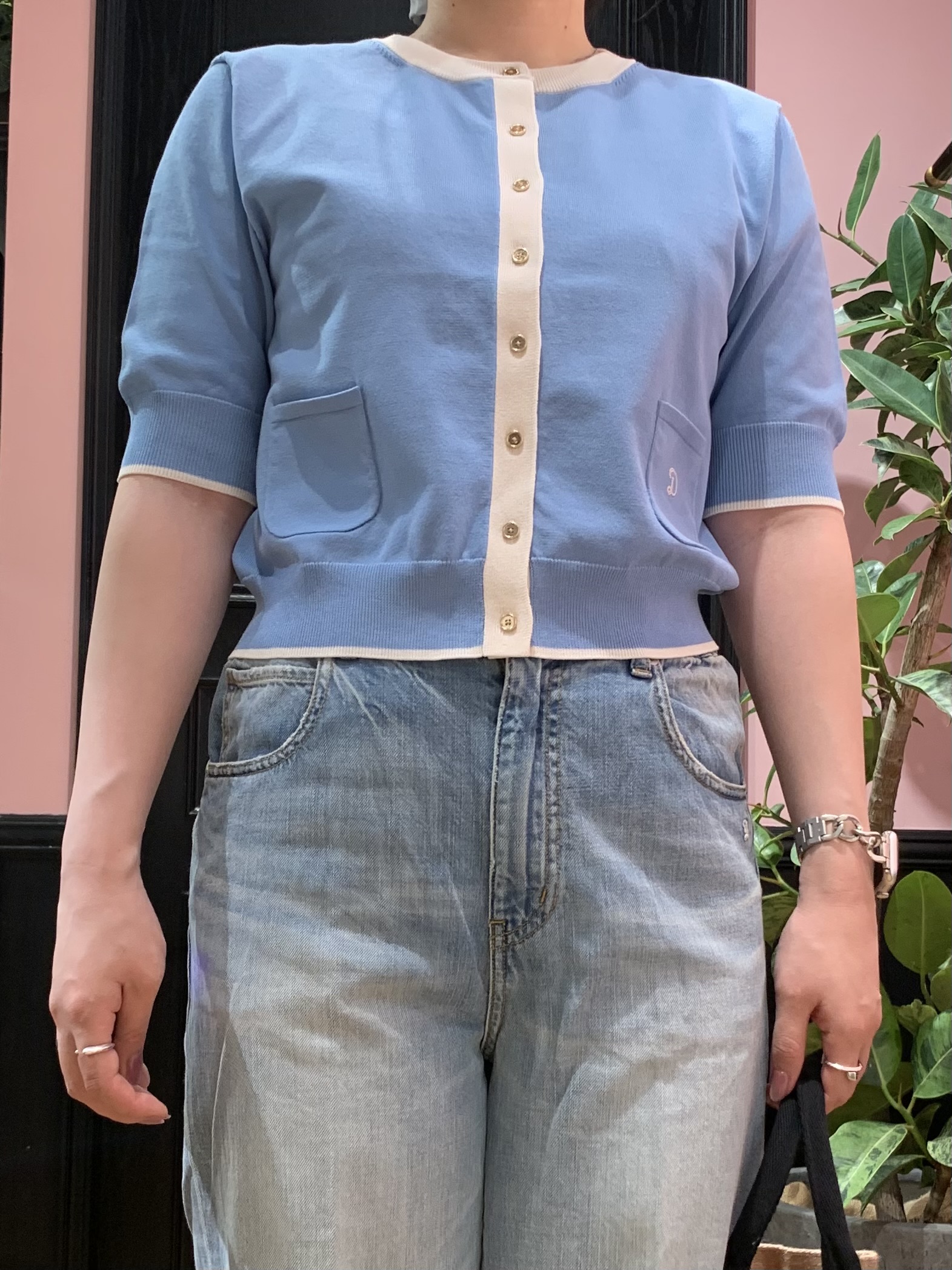 SAKAIさんの「DRESSTERIOR｜【otonaMUSE5月号掲載/UVカット/ウォッシャブル】クールタッチ コンビ カーディガン」を使ったコーディネート