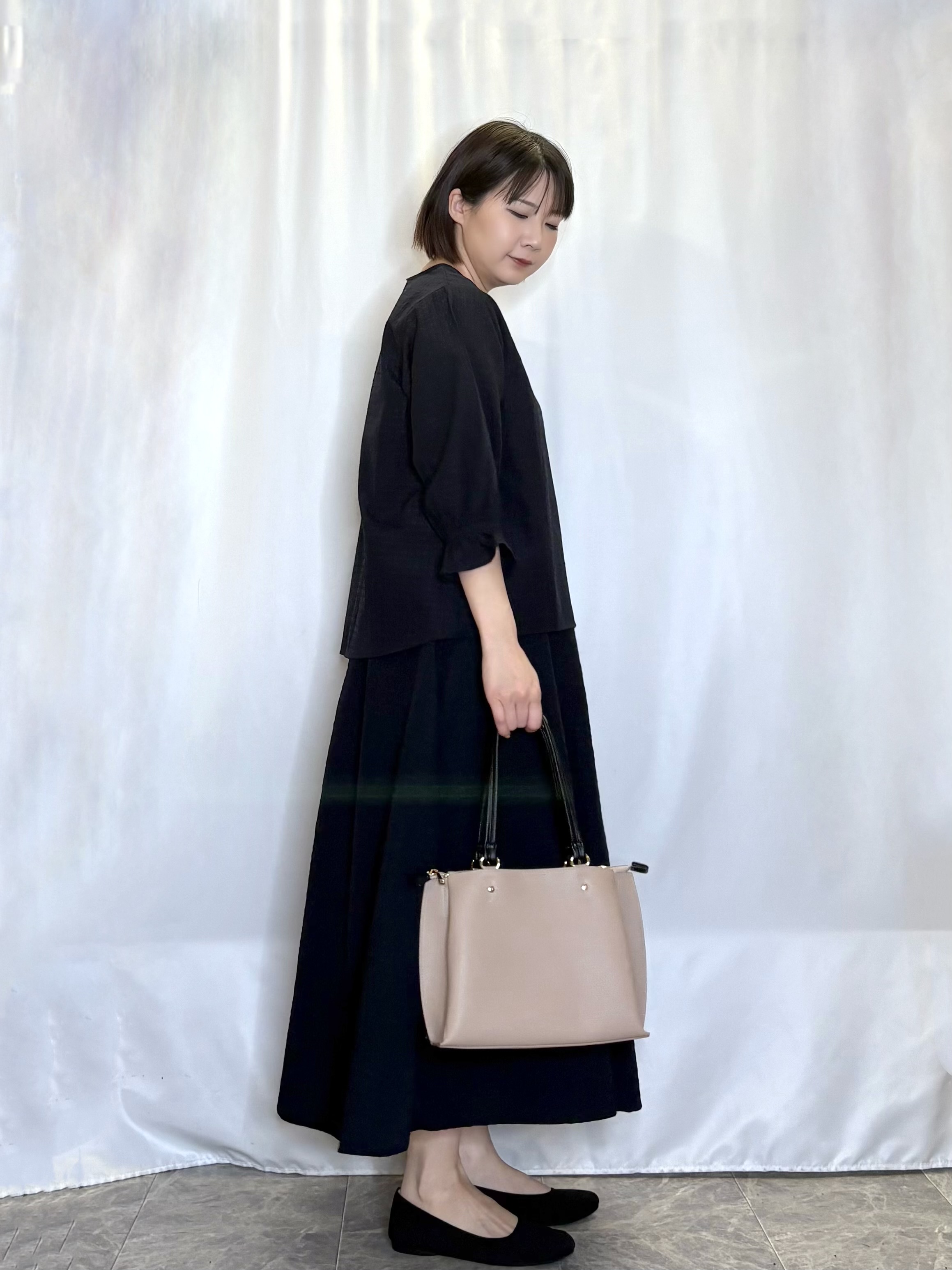 ネリさんの「SHOO･LA･RUE｜【セットアップ可/洗濯機可】上品チェックが好印象 ゆるさら6分袖ブラウス」を使ったコーディネート