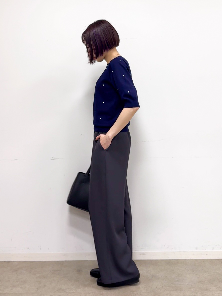 𝐜𝐡𝐢𝐤𝐚さんの「SHOO･LA･RUE｜【S-LL/二の腕カバー】品よく隠せる ドット刺繍5分袖ニット」を使ったコーディネート