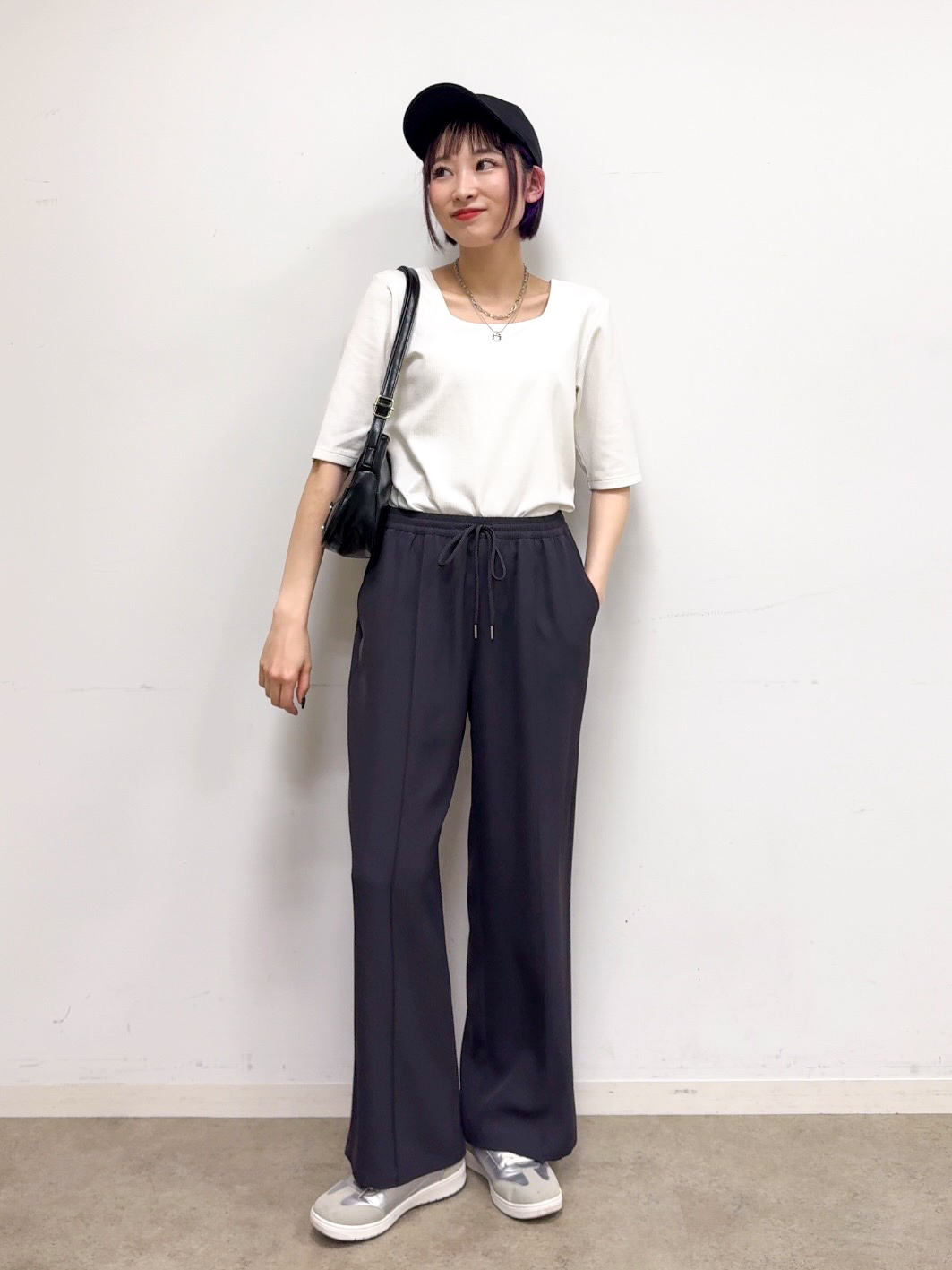 𝐜𝐡𝐢𝐤𝐚さんの「SHOO･LA･RUE｜【洗濯機可/体型カバー】こなれ感をプラスする ライトオンスデニムシャツ」を使ったコーディネート